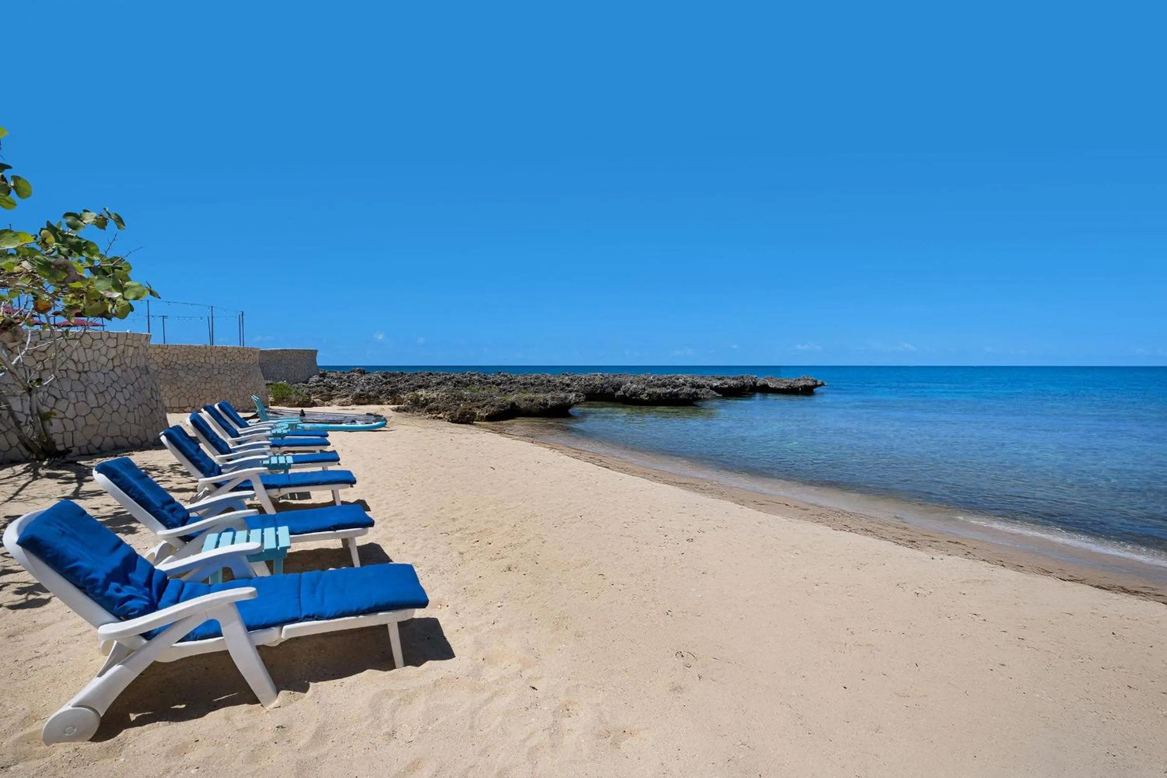 Beach in Ocean Cliff Hotel Negril Limited - Adults Only