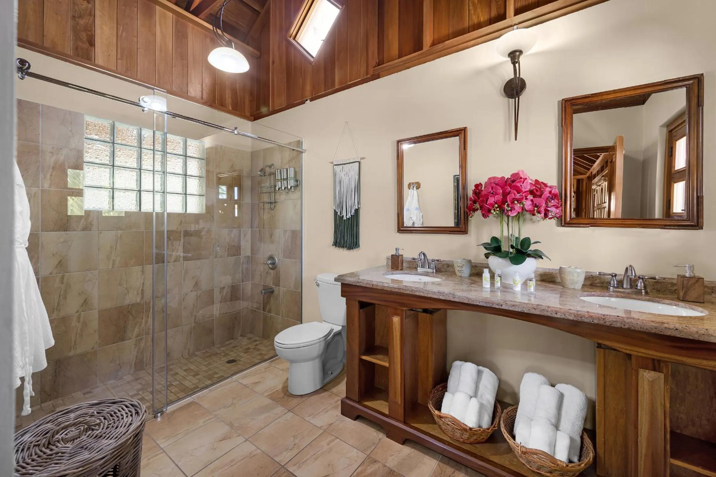 Bathroom in Ocean Cliff Hotel Negril Limited - Adults Only