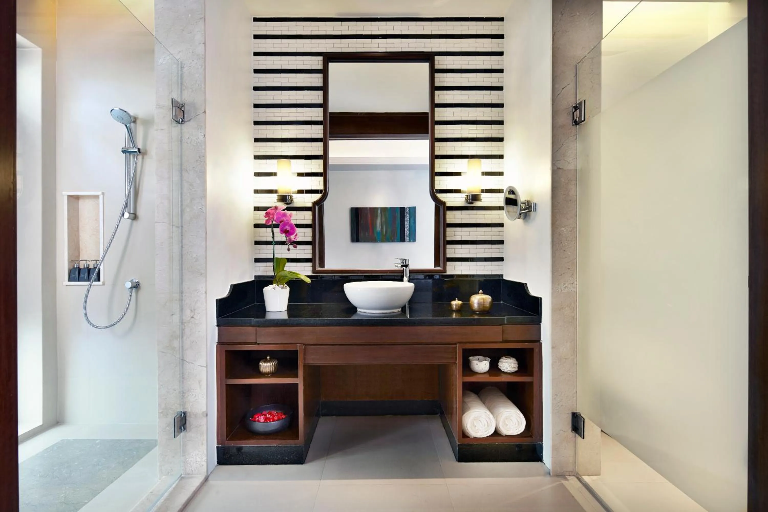 Toilet in Anantara Layan Phuket Resort