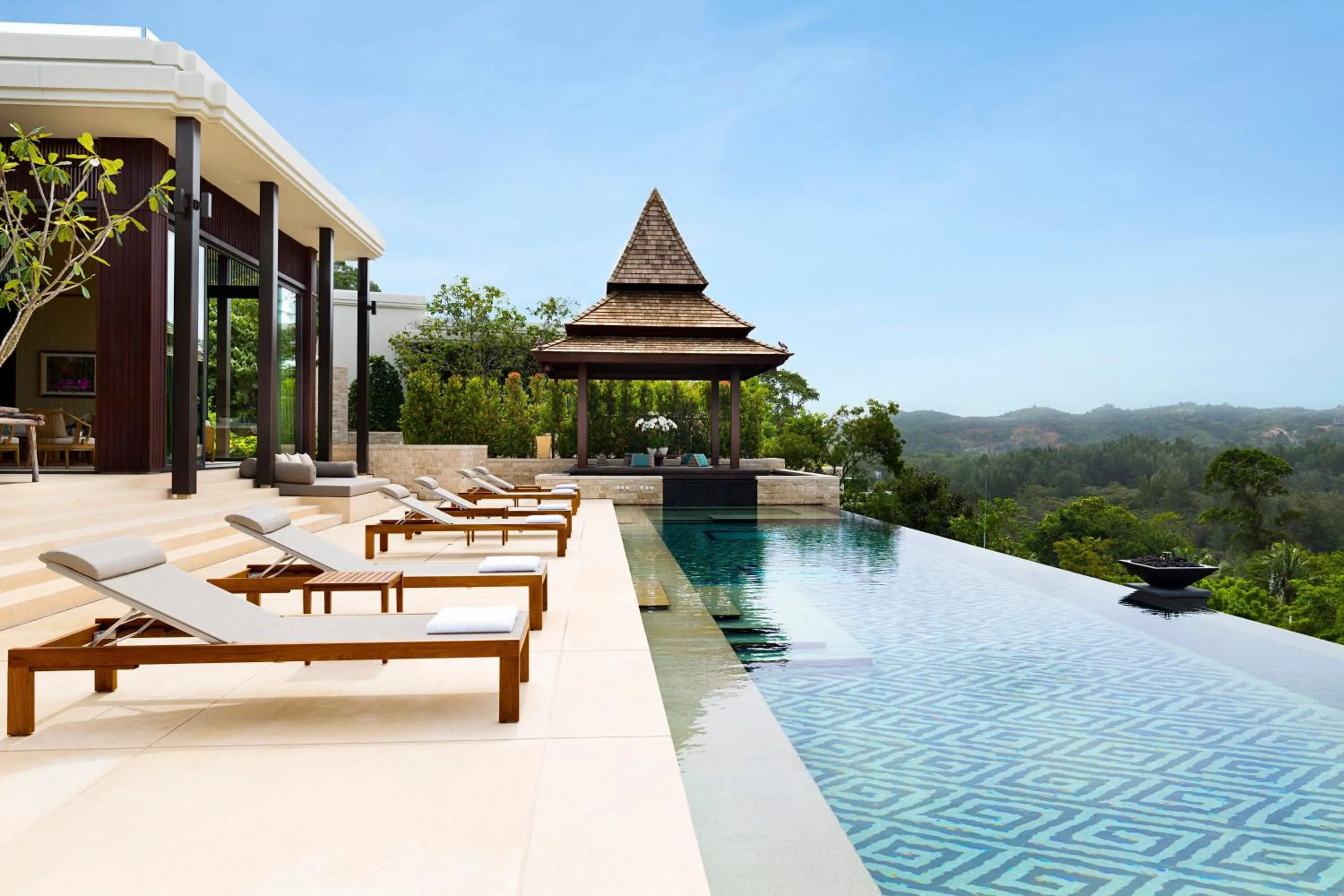 Swimming pool in Anantara Layan Phuket Resort