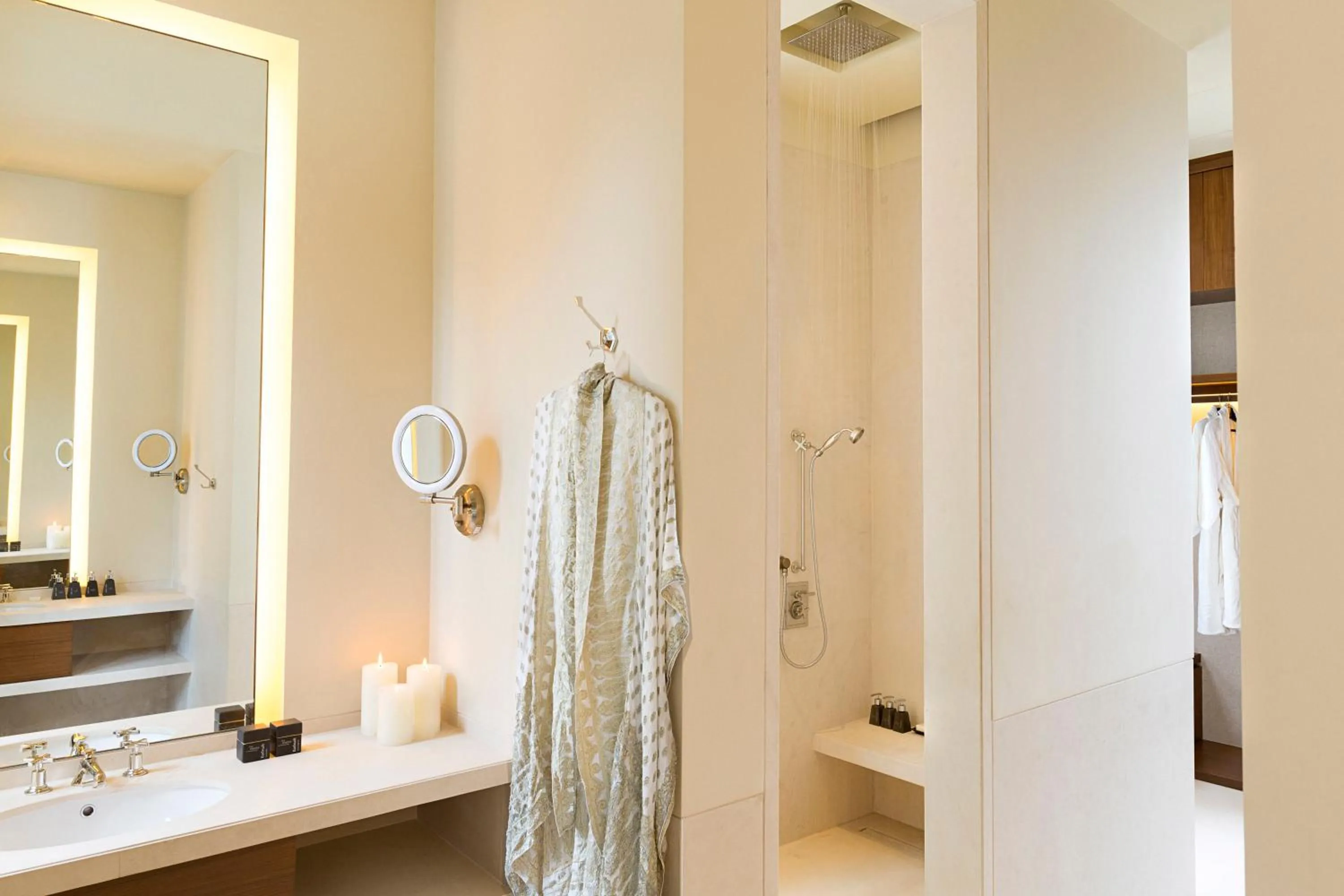 Bathroom in Anantara Layan Phuket Resort