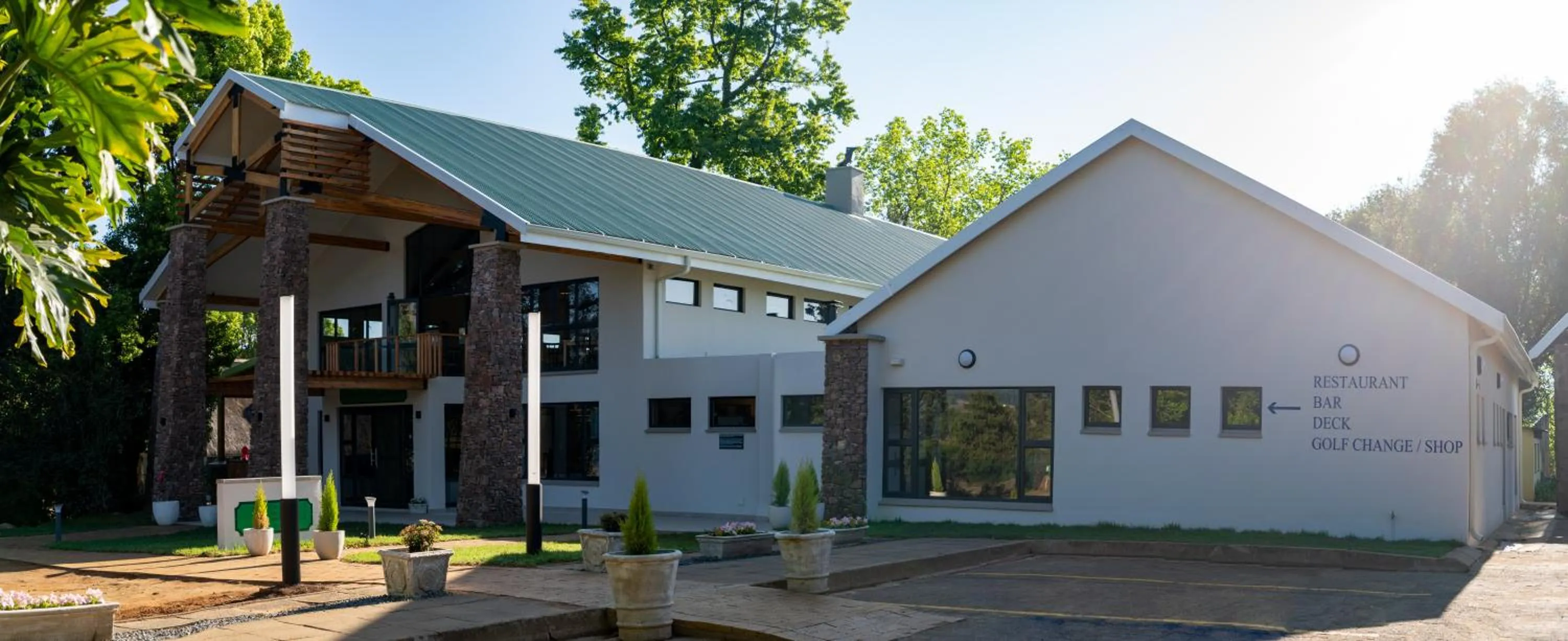 Property building in Gooderson Monks Cowl Golf Resort