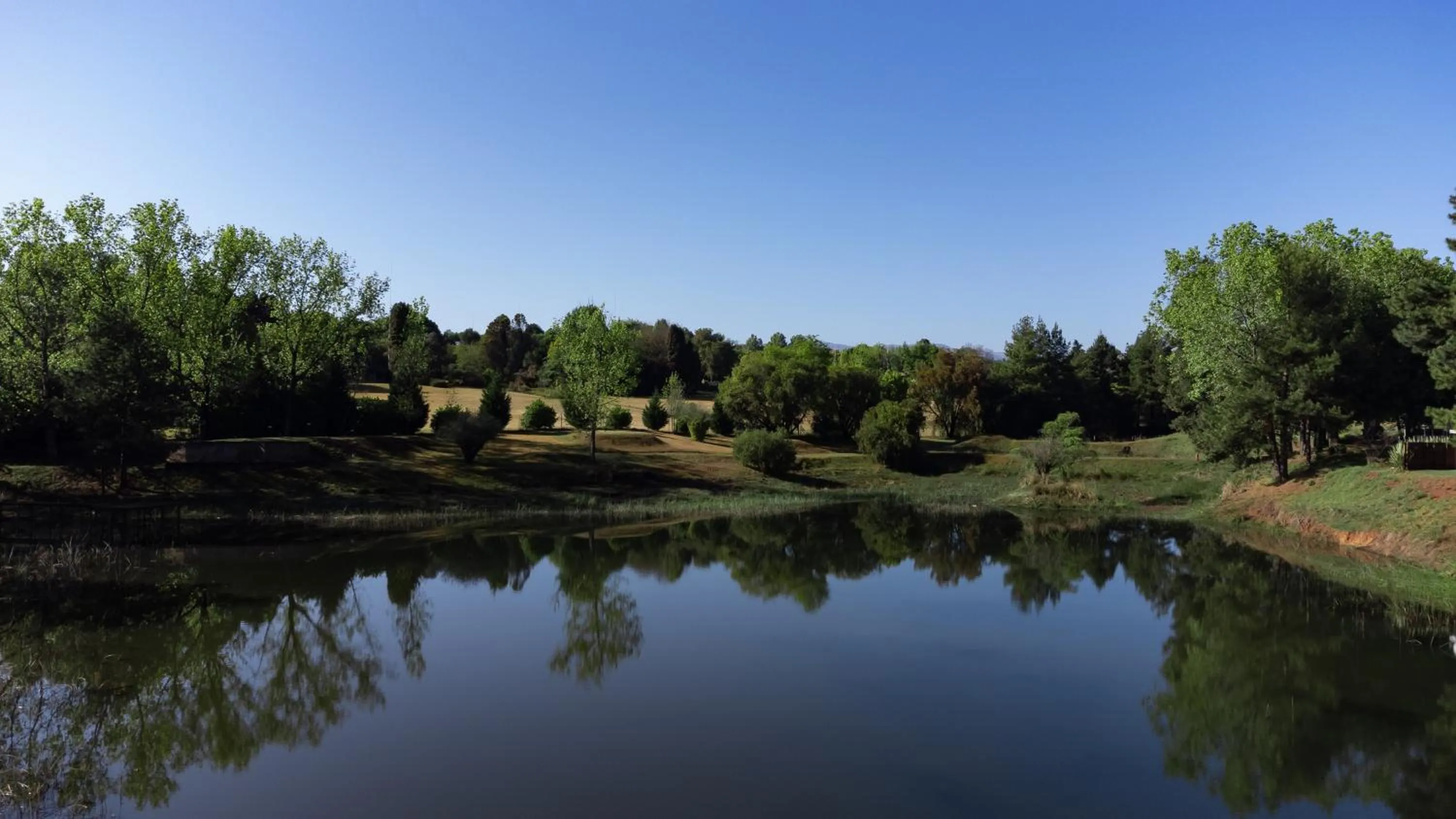 Natural landscape in Gooderson Monks Cowl Golf Resort