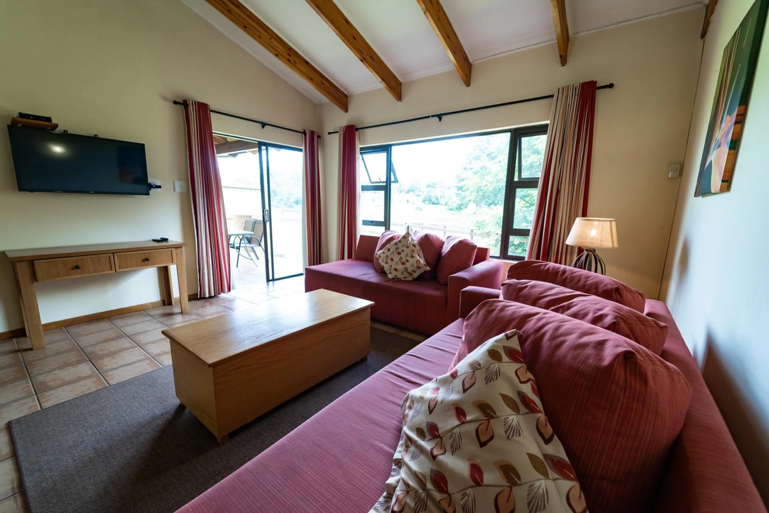 Seating area in Gooderson Monks Cowl Golf Resort