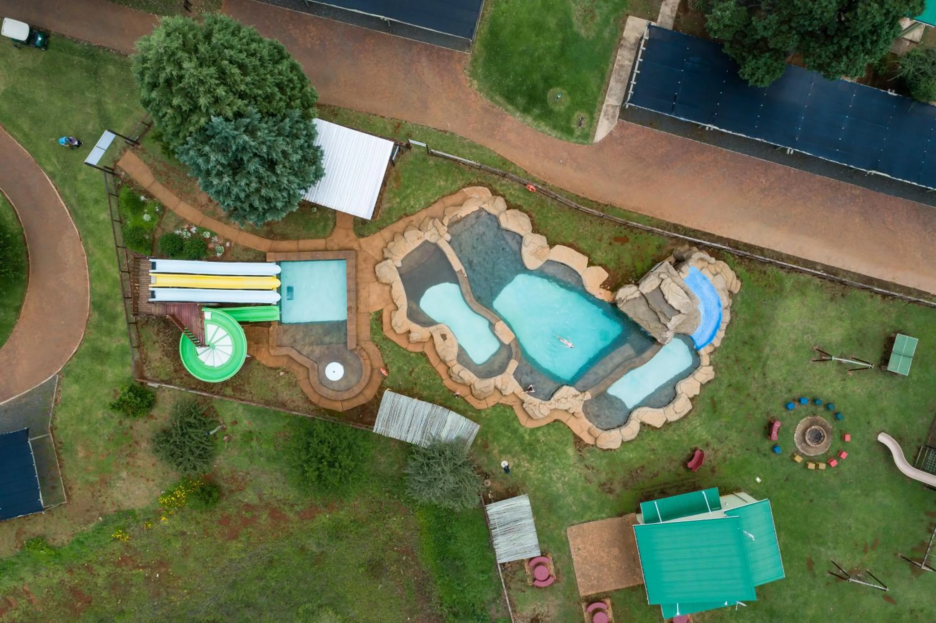 Swimming pool in Gooderson Monks Cowl Golf Resort