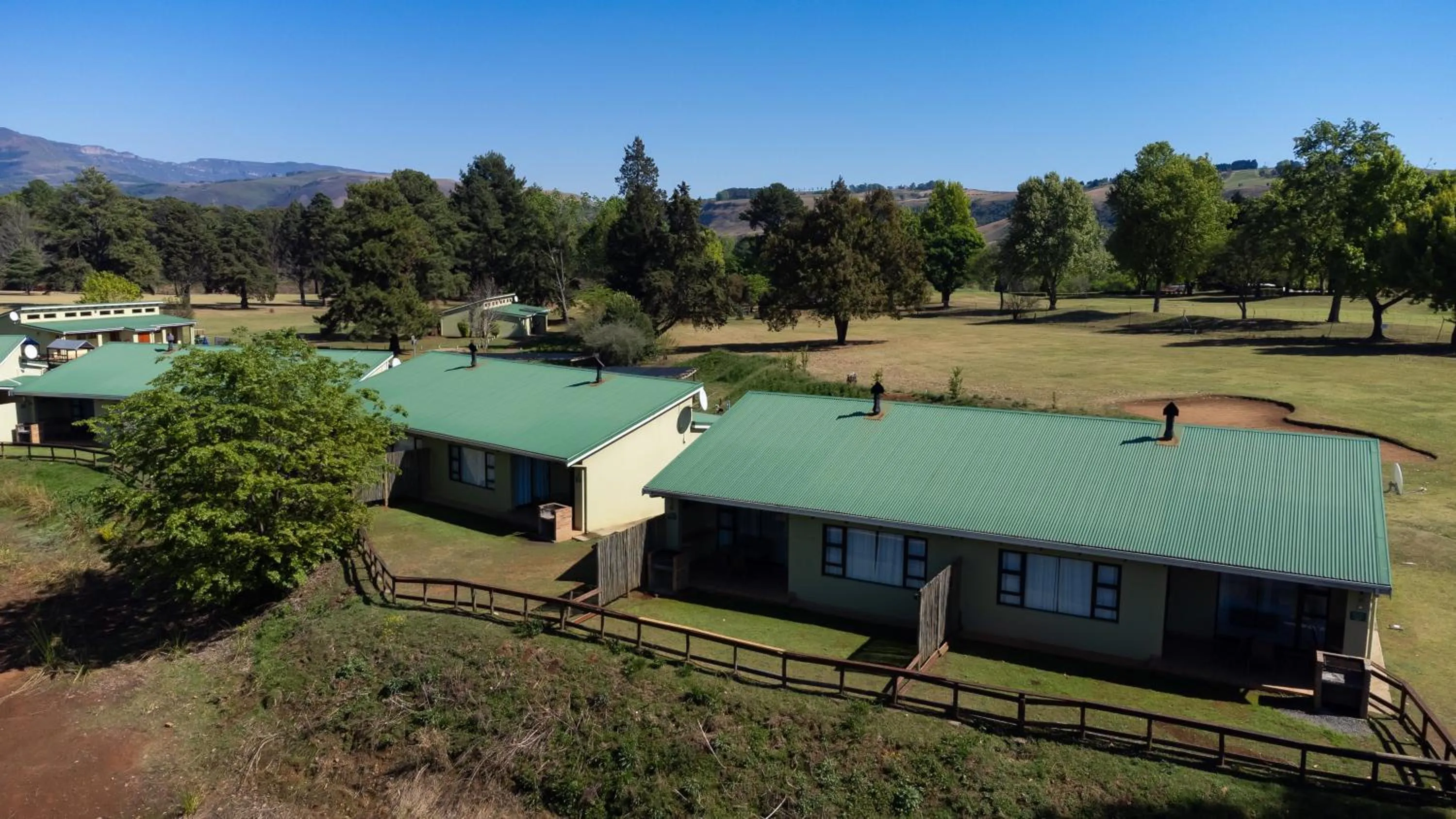 Garden view in Gooderson Monks Cowl Golf Resort