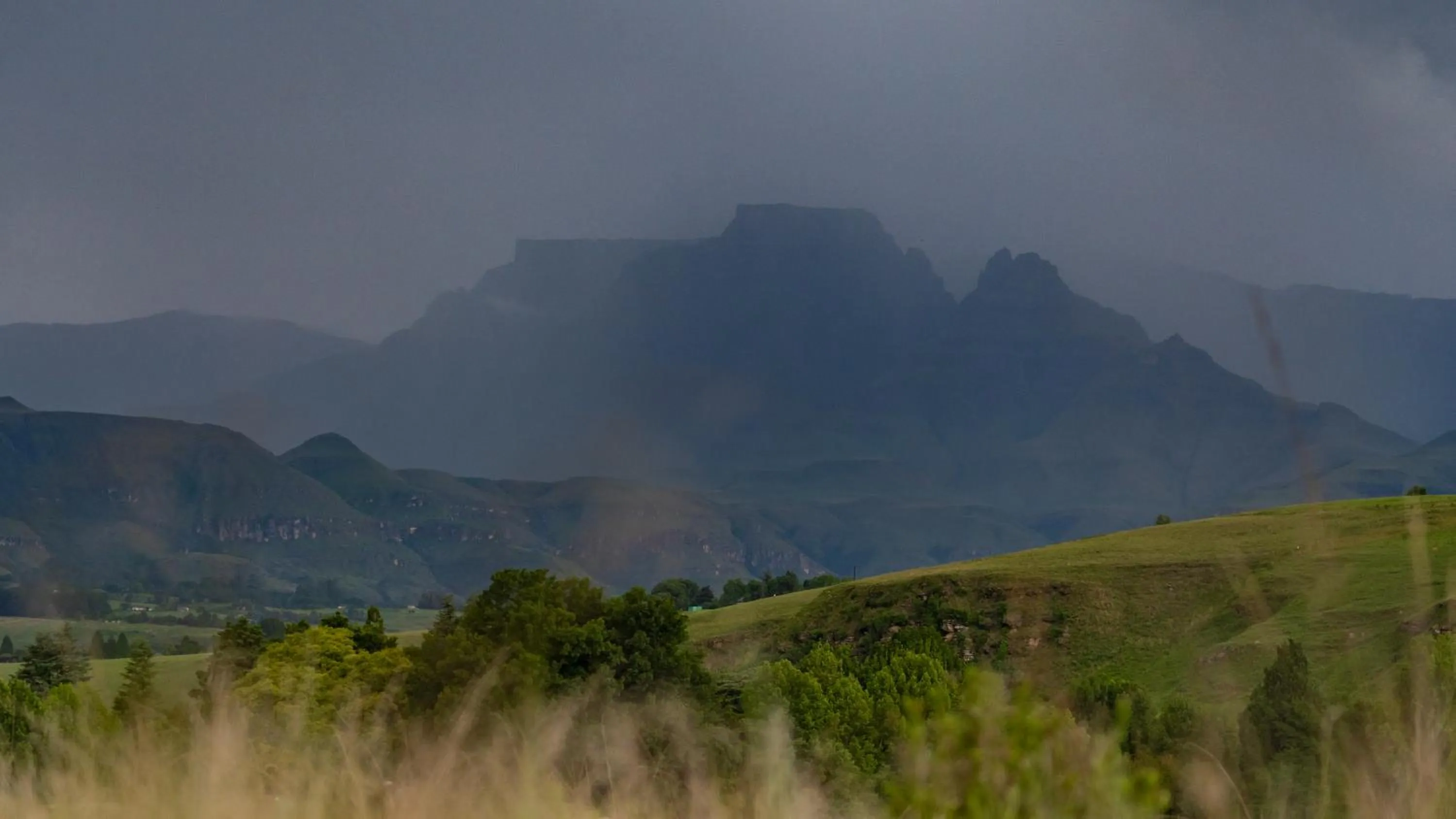 Natural landscape in Gooderson Monks Cowl Golf Resort