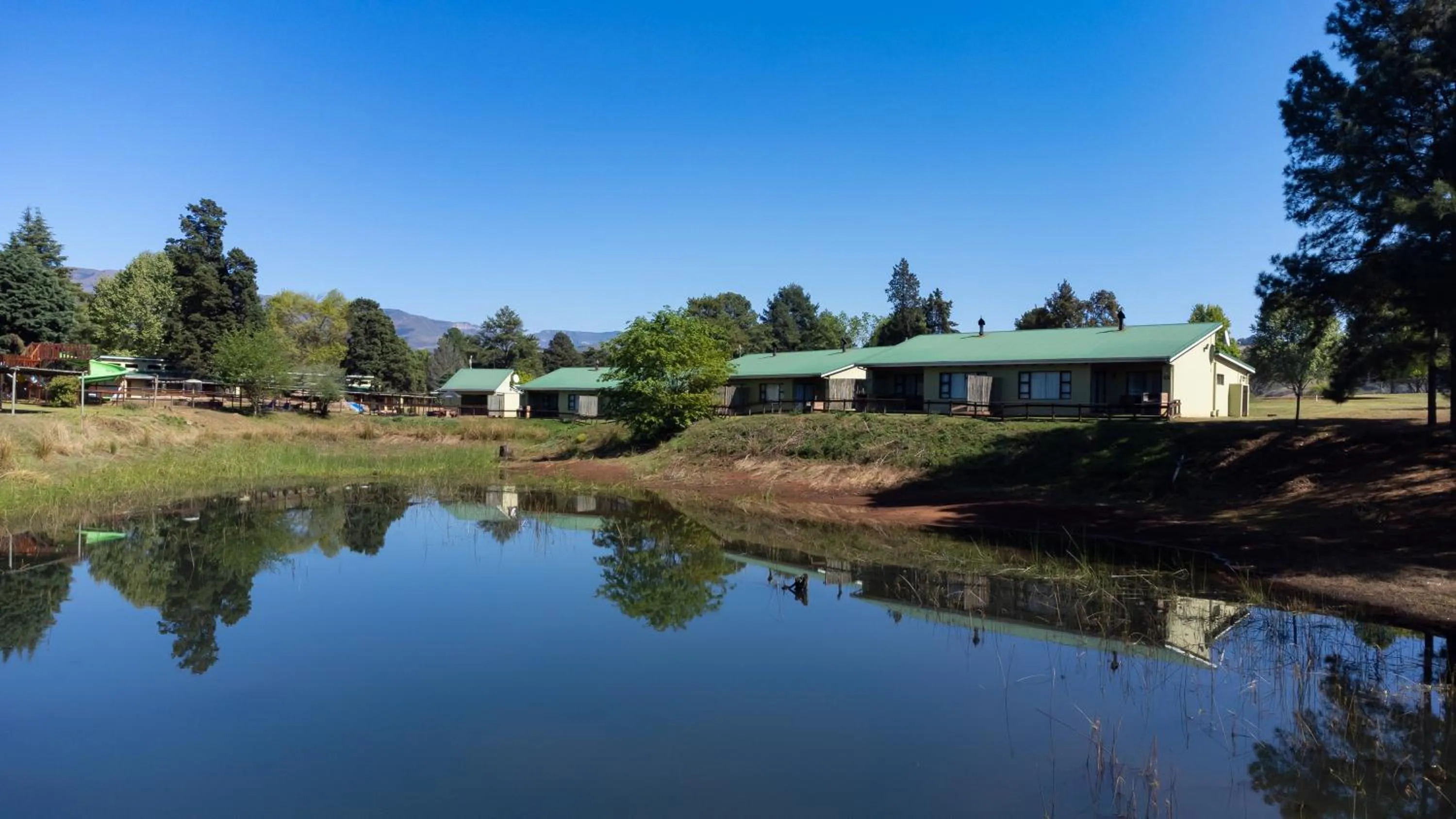 Property building in Gooderson Monks Cowl Golf Resort