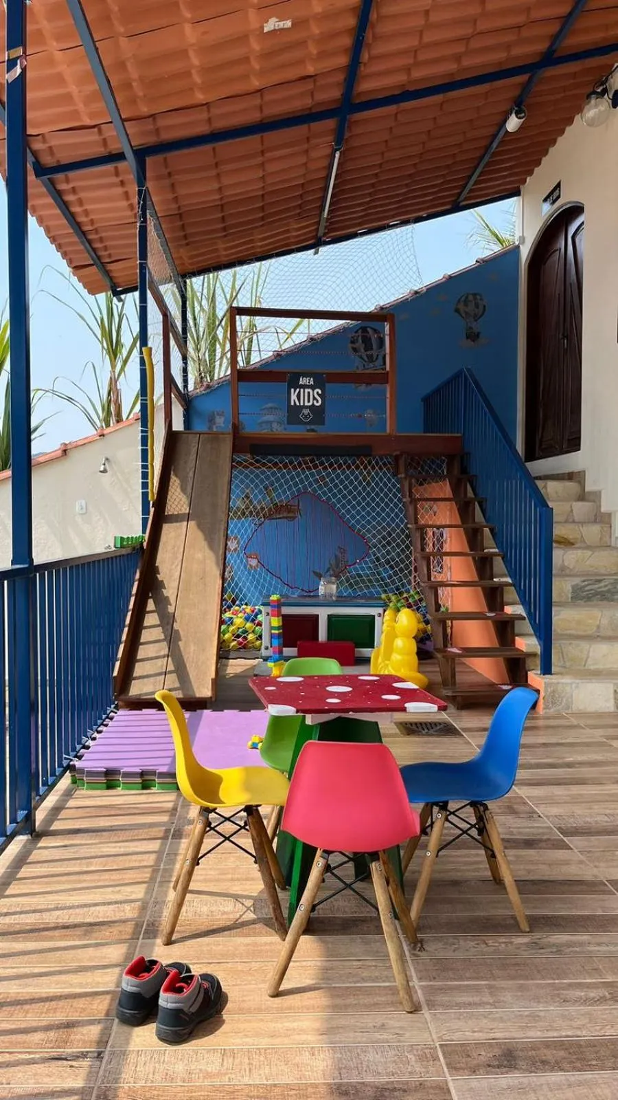 Children play ground in Pousada Encantos de Socorro