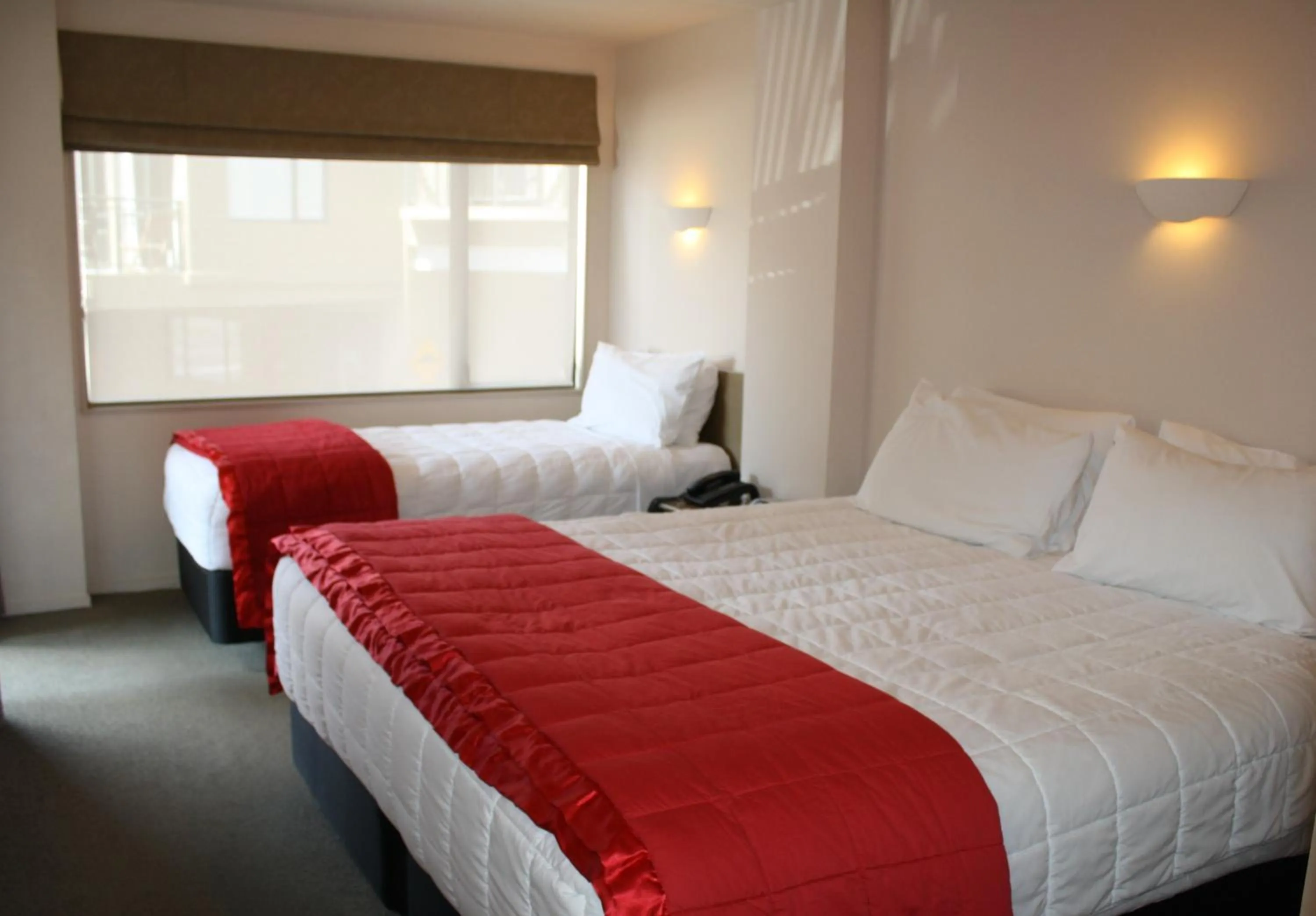 Bed in Southgate Motor Inn