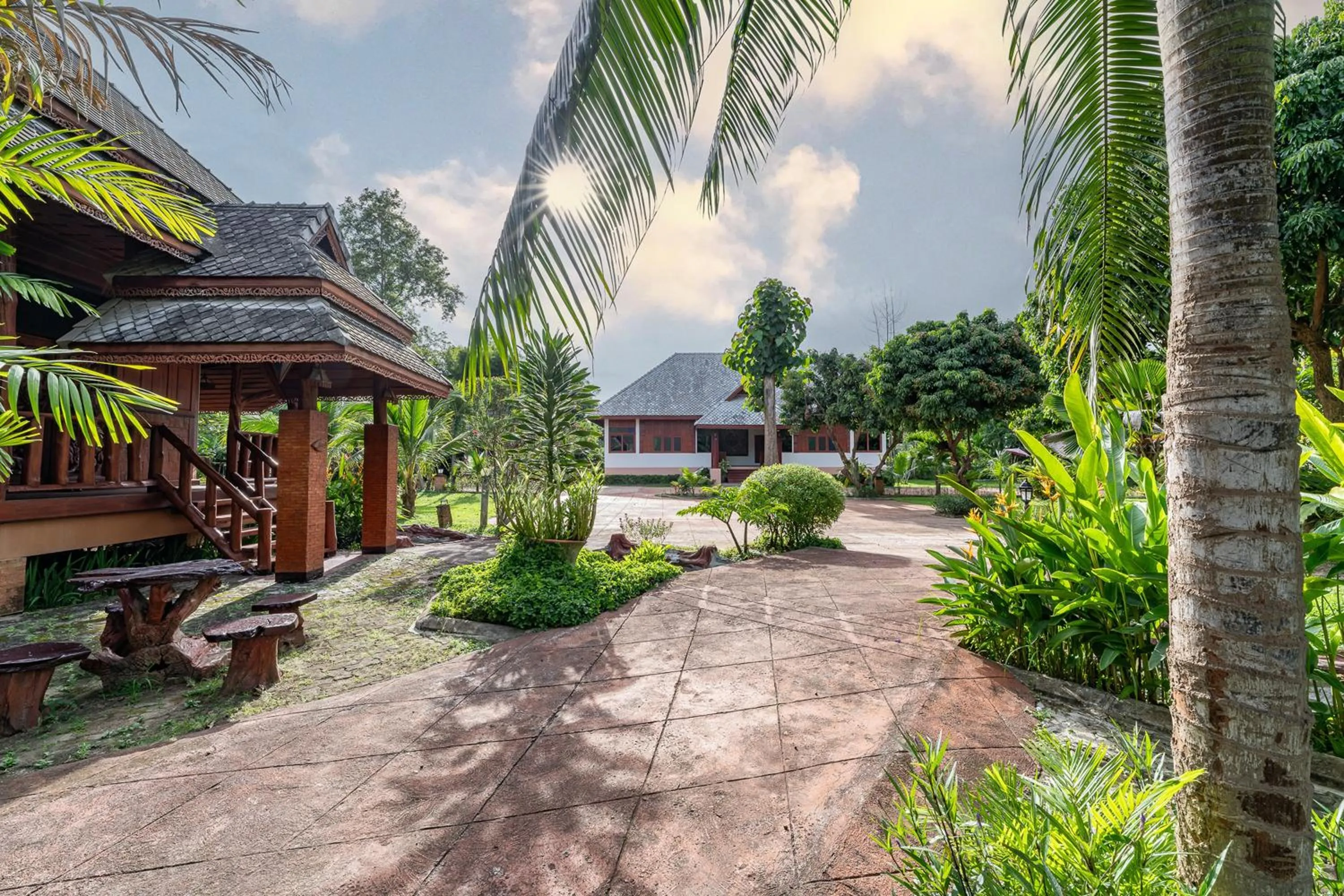 Property building in Romsak Lanna Resort