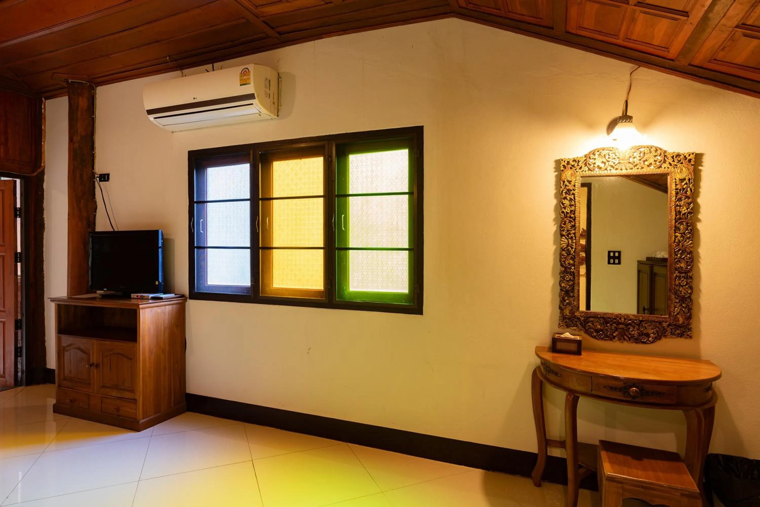 TV and multimedia in Romsak Lanna Resort