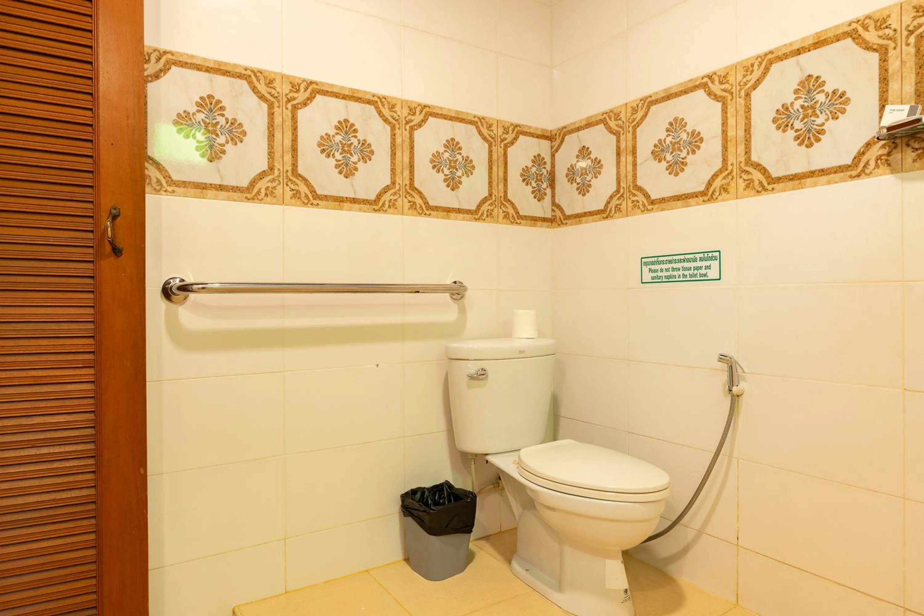 Toilet in Romsak Lanna Resort