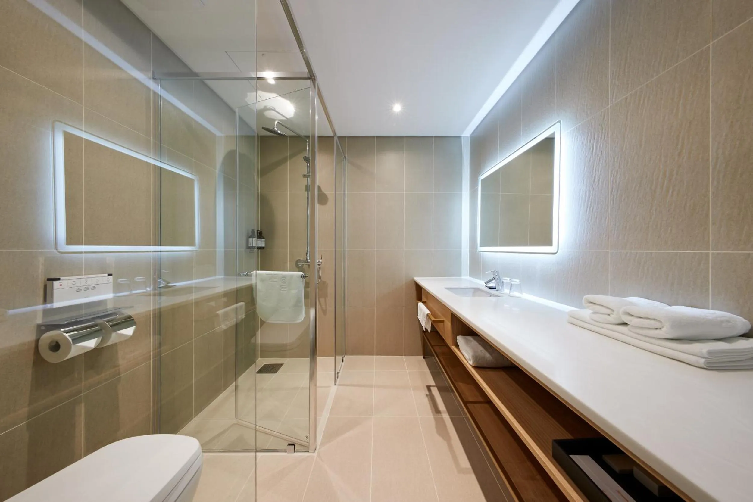 Bathroom in Gwangju H1 Hotel