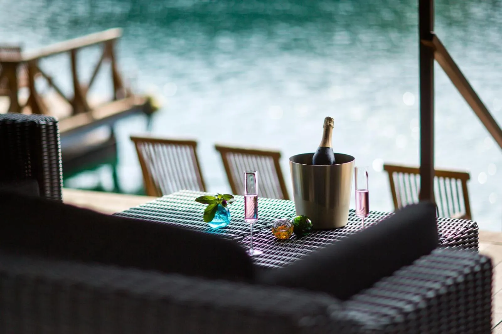 Area and facilities in Noto Hyakurakusou