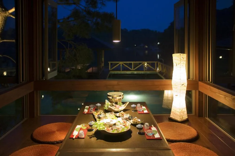 Restaurant/places to eat in Noto Hyakurakusou