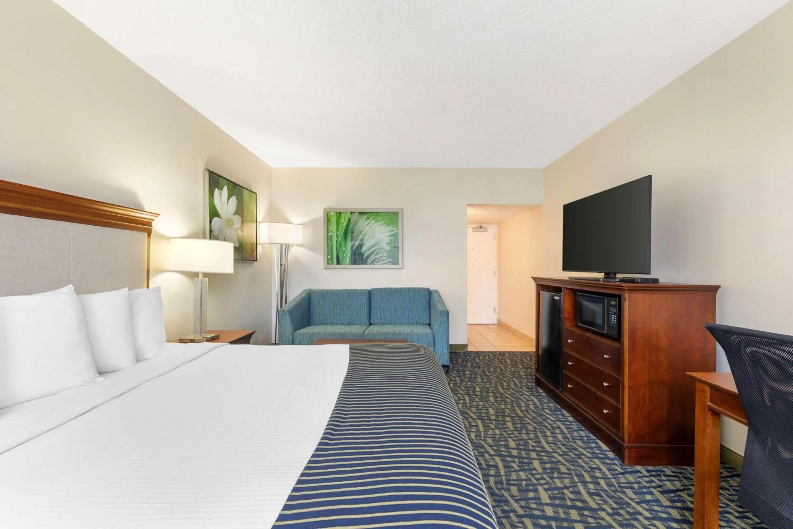 Bedroom, Bed in Best Western Cocoa Beach - Port Canaveral