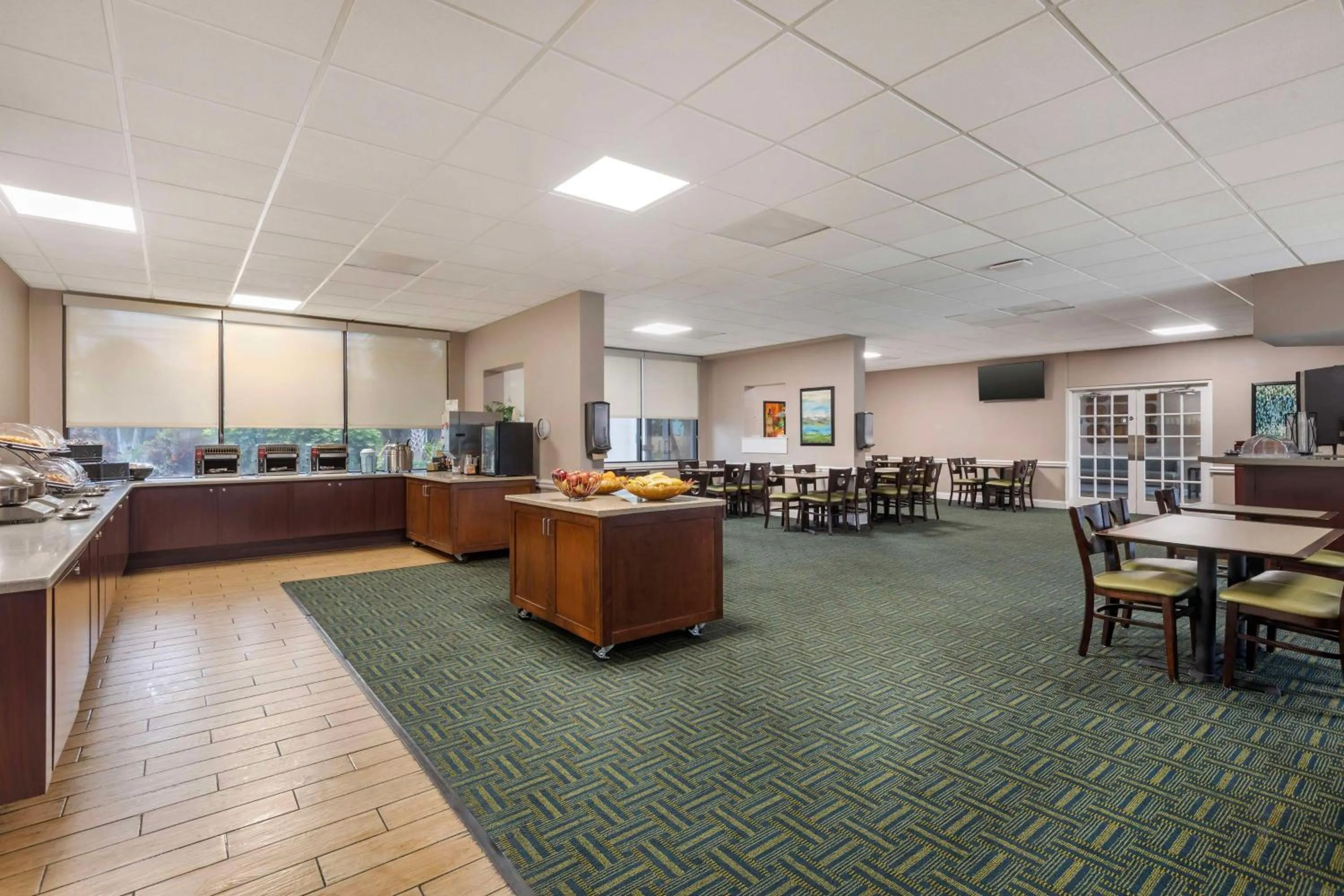 Breakfast in Best Western Cocoa Beach - Port Canaveral