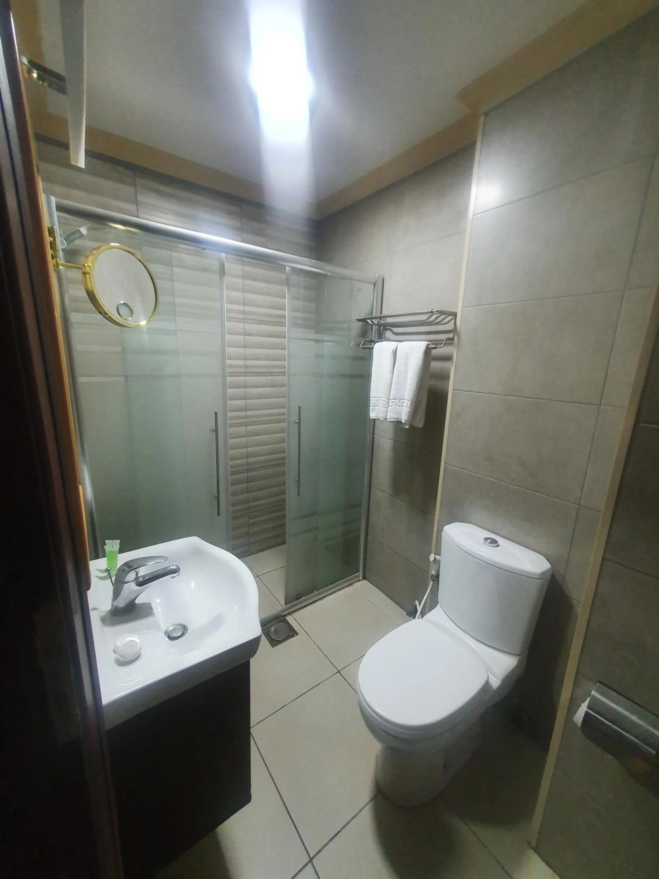 Bathroom in Amman Orchid Hotel