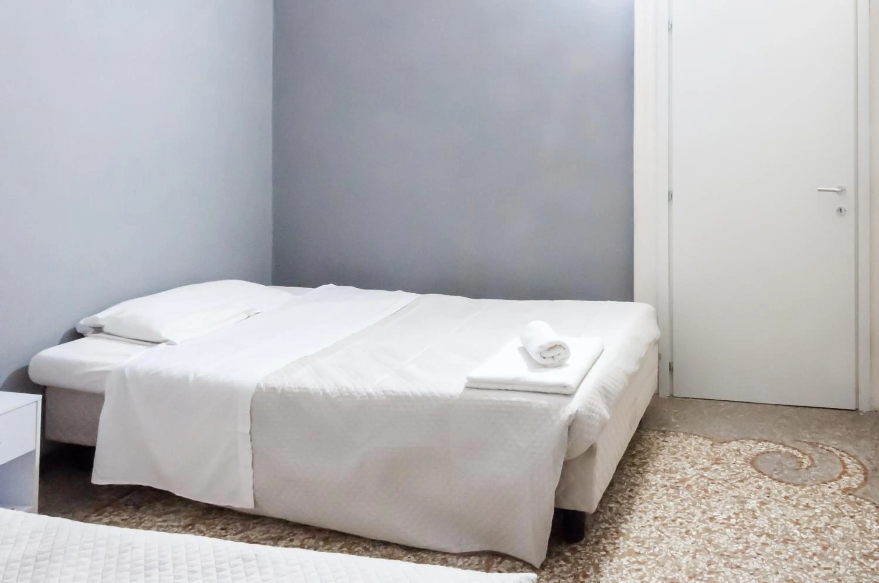 Bed in Apartment Odesos