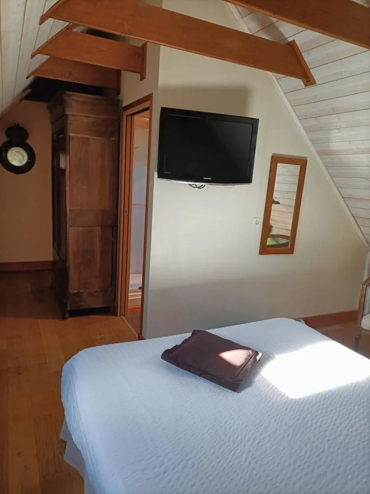 TV and multimedia, Bed in Oudoty