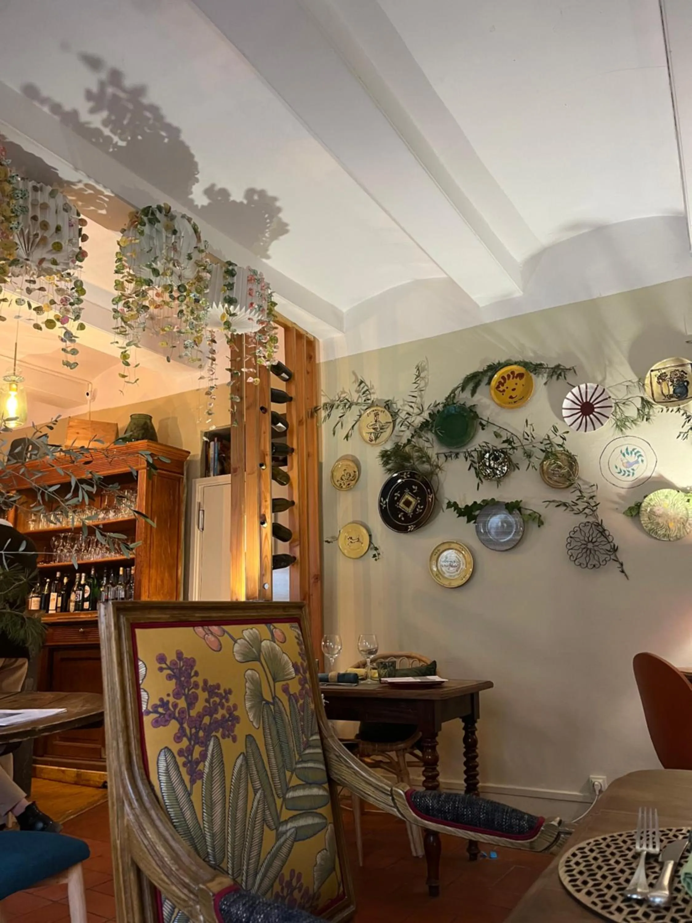 Restaurant/places to eat in La Treille Muscate