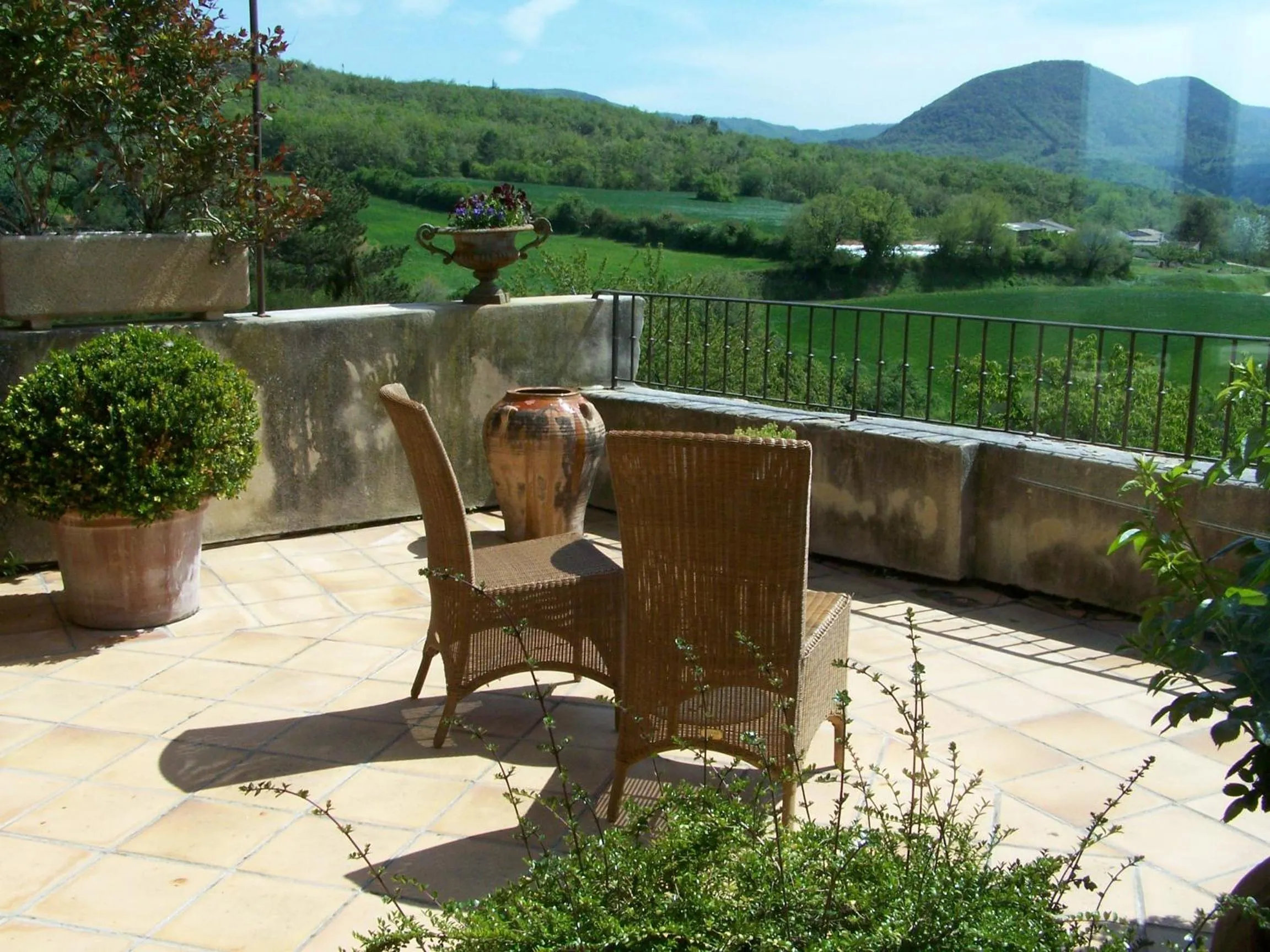 Balcony/Terrace in La Treille Muscate