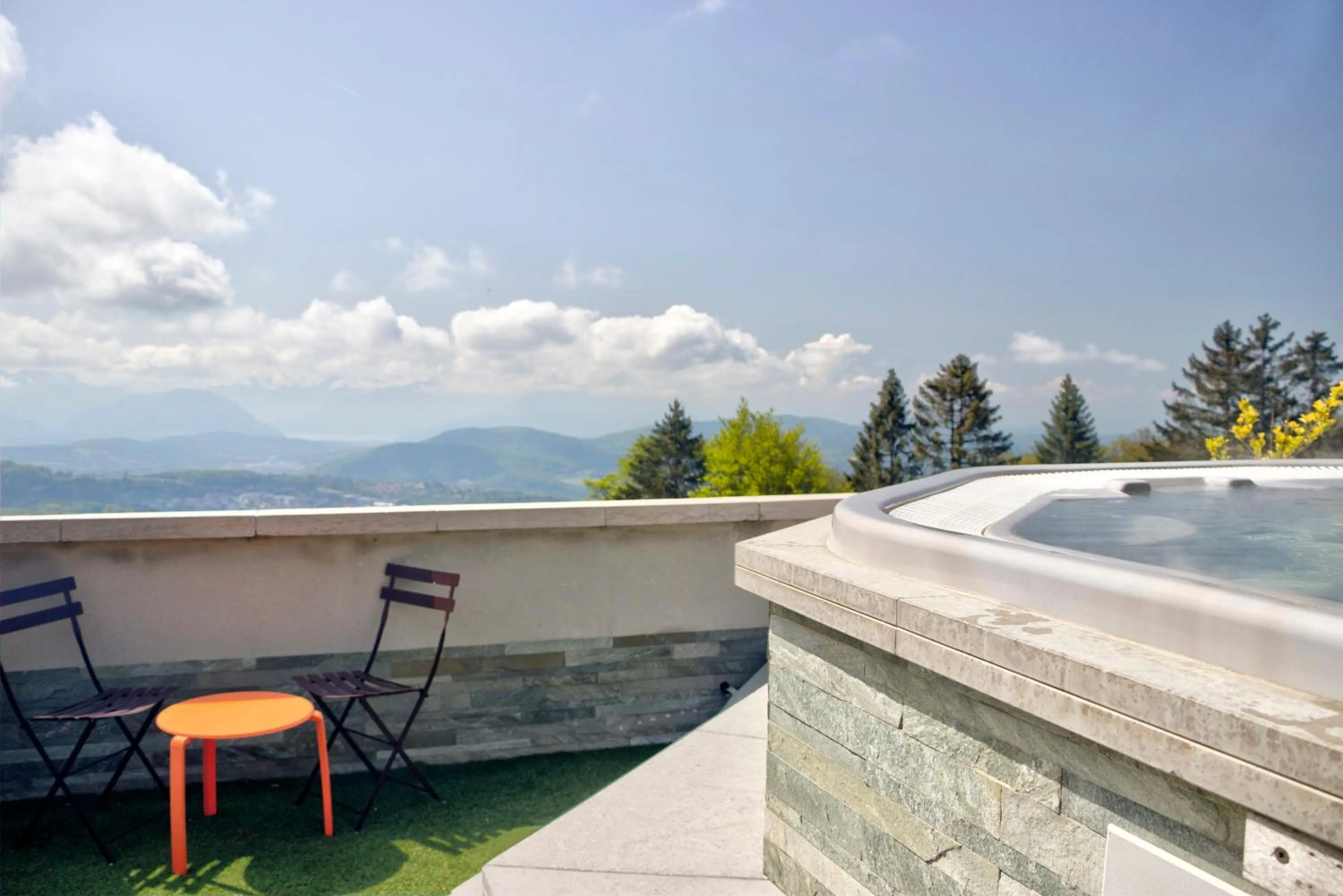 Natural landscape in Château des Avenieres