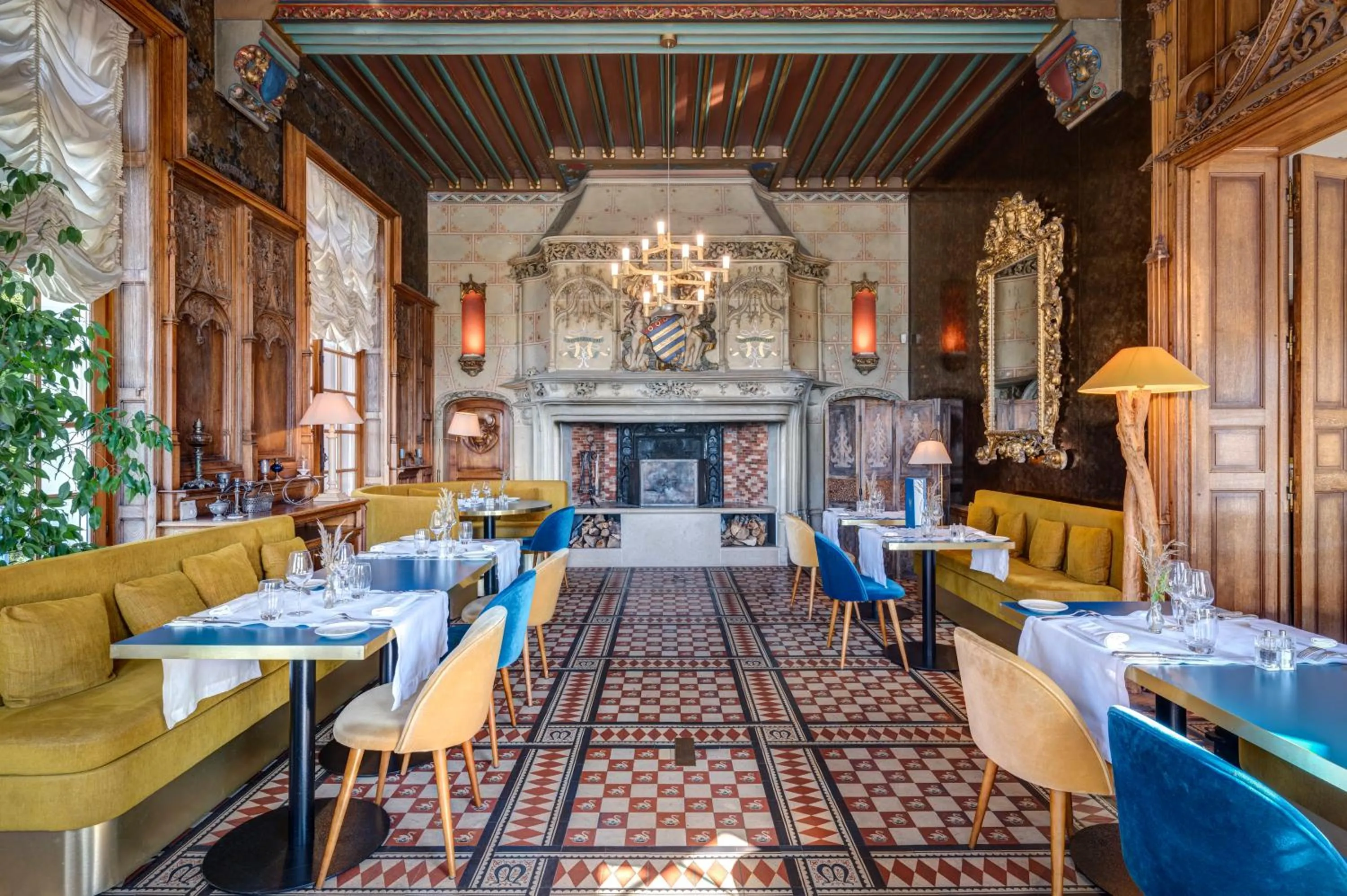 Restaurant/places to eat in Château des Avenieres