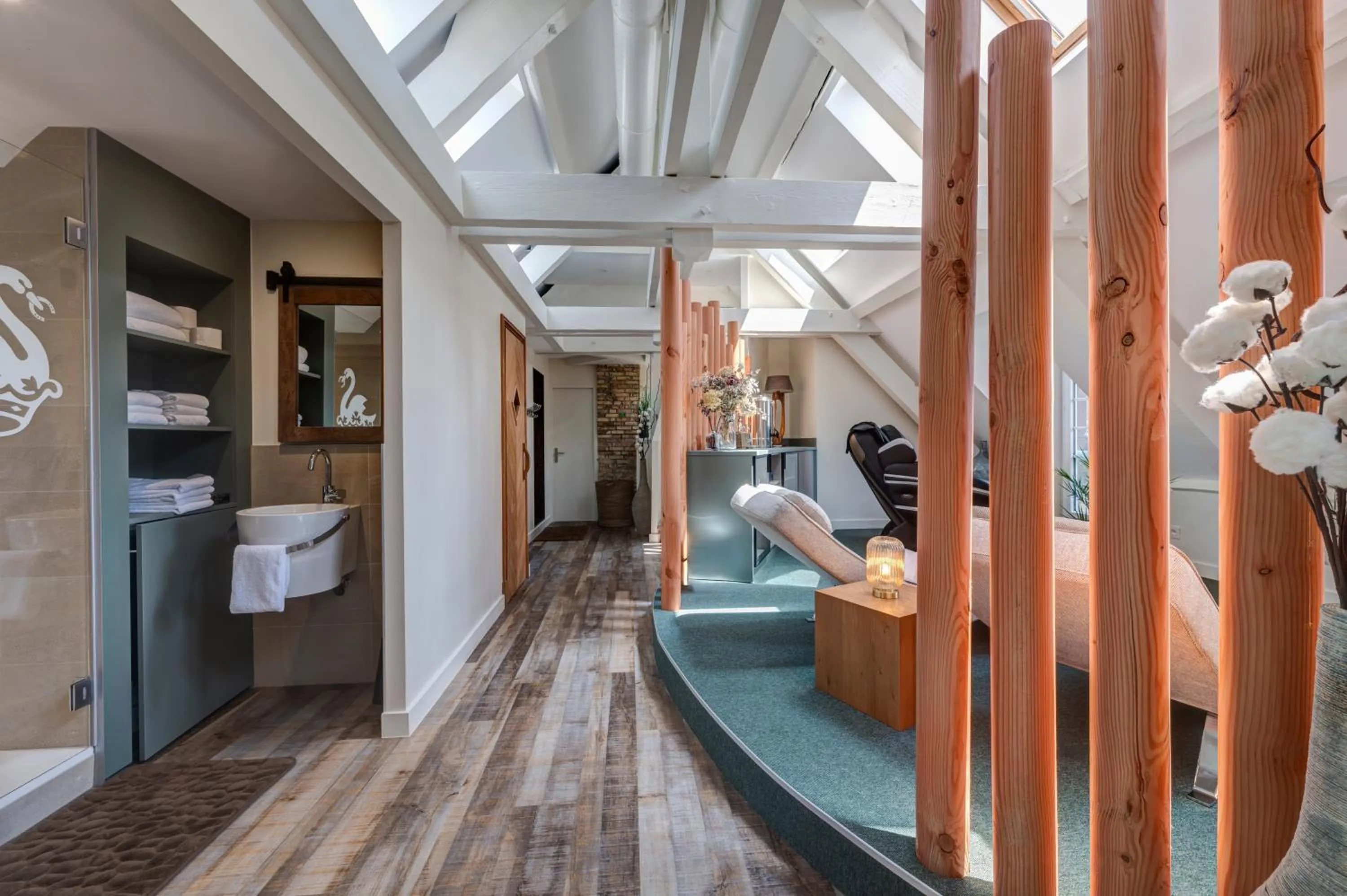 Spa and wellness centre/facilities in Château des Avenieres