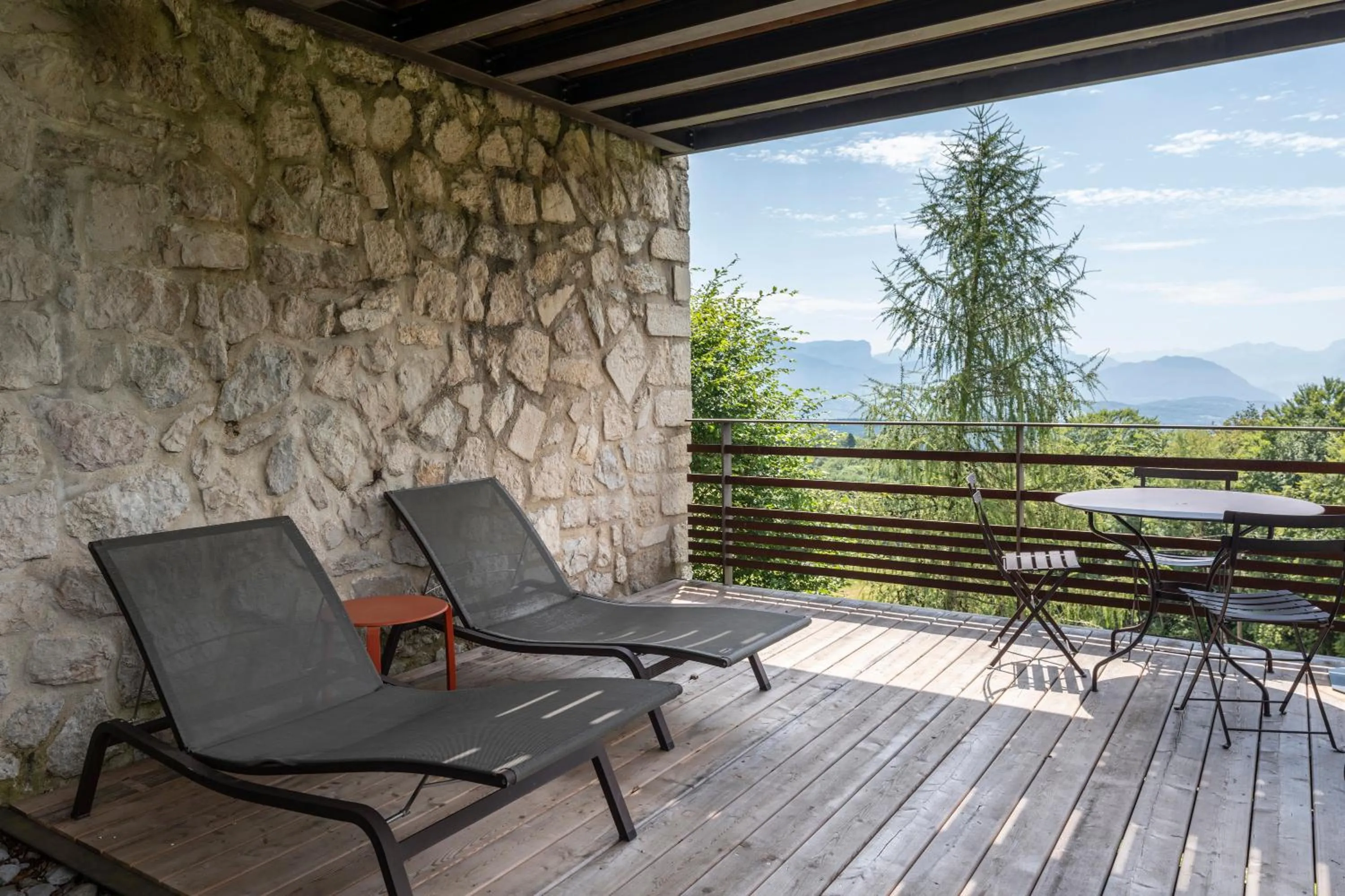 Natural landscape in Château des Avenieres