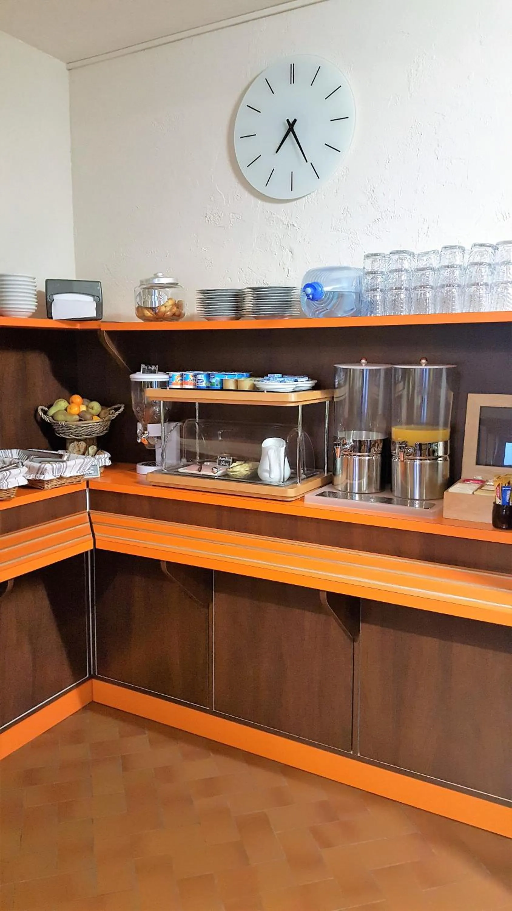 Breakfast in Delfotel