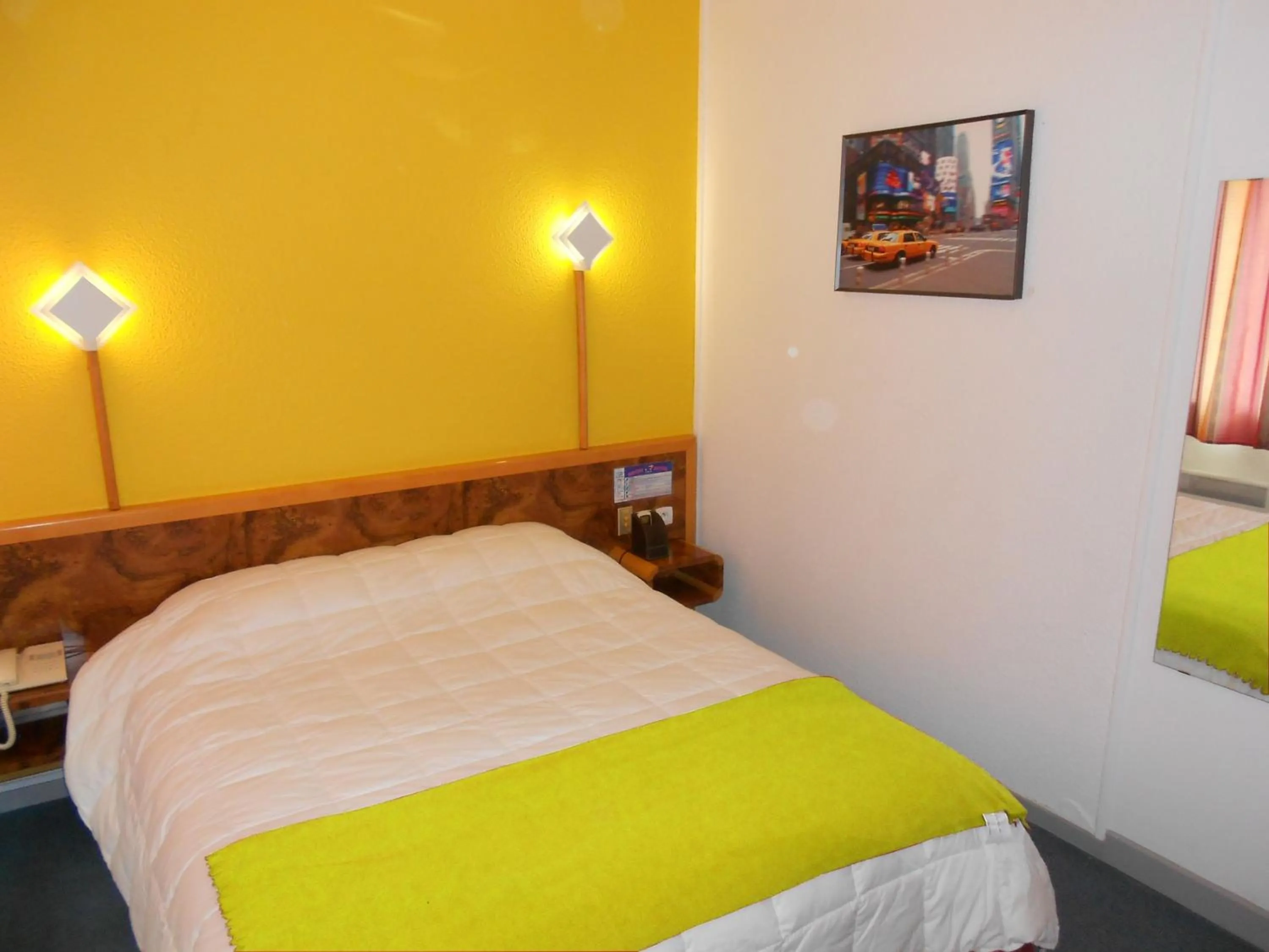 Prestige Room - Air Conditionning in Arche Hotel