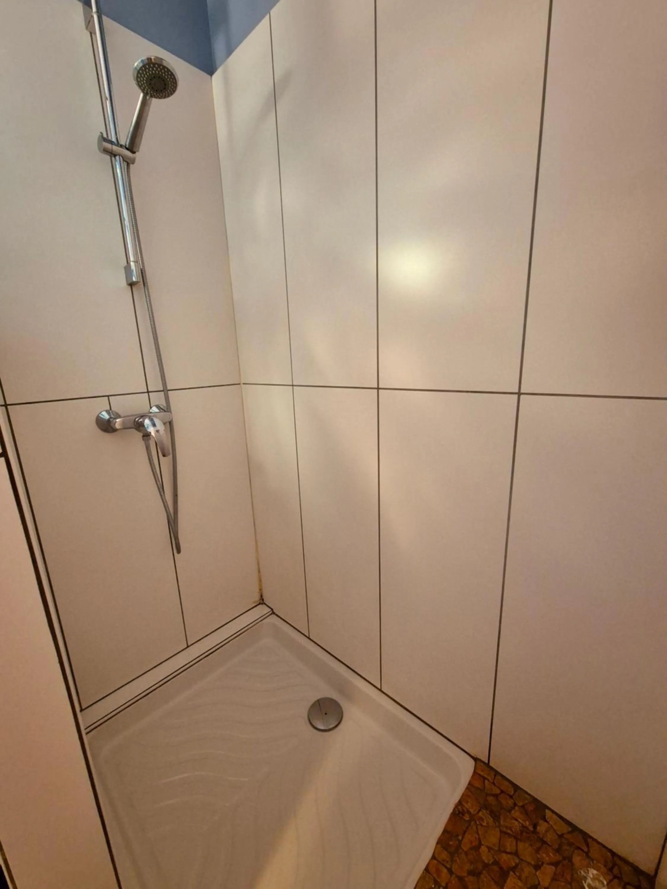 Shower in Arche Hotel