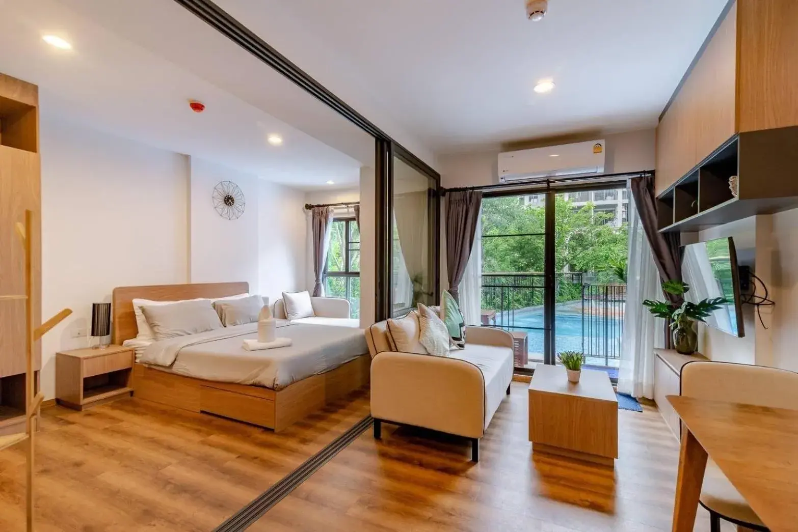 Cicada Huahin Pool Access by PP ห้องสวยติดสระ Cicada Huahin Pool Access by PP ห้องสวยติดสระ