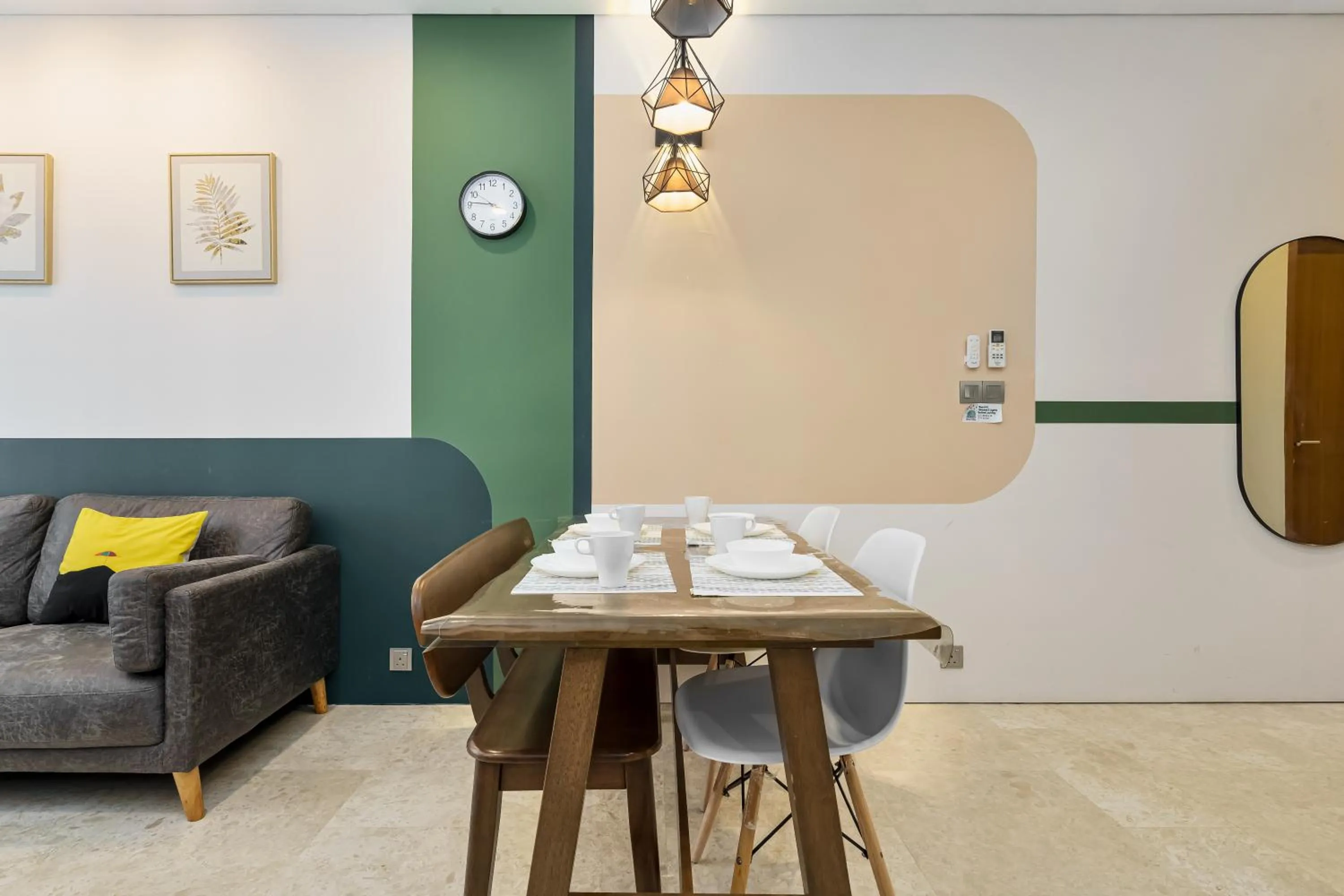 Dining area in KLCC Homestay Vacation Sky Suites KLCC Birdy Stay