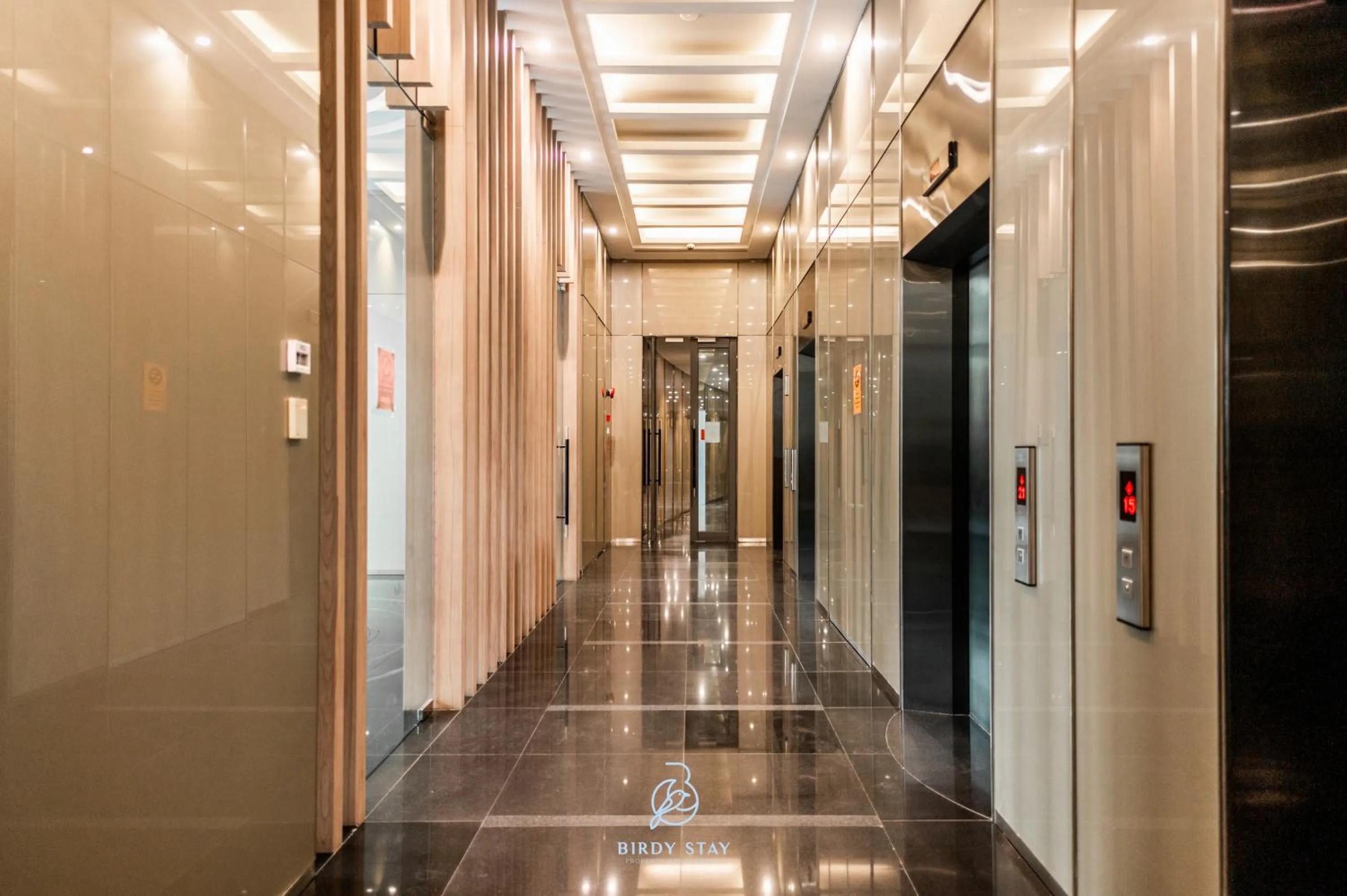 elevator in KLCC Homestay Vacation Sky Suites KLCC Birdy Stay