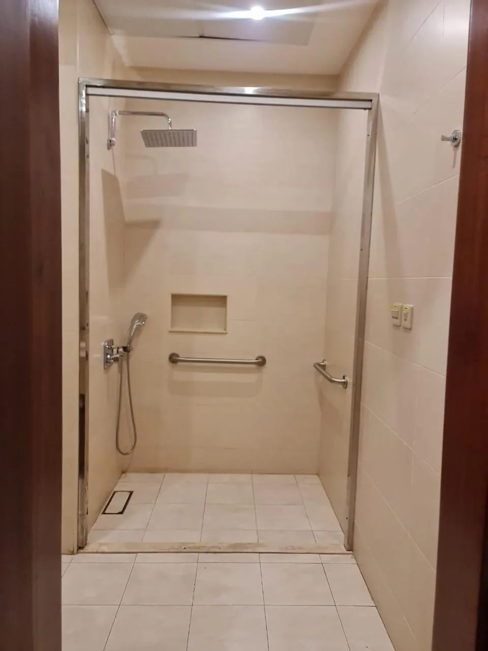Shower in Sarwat Park Hotel Riyadh - Diplomatic Quarter