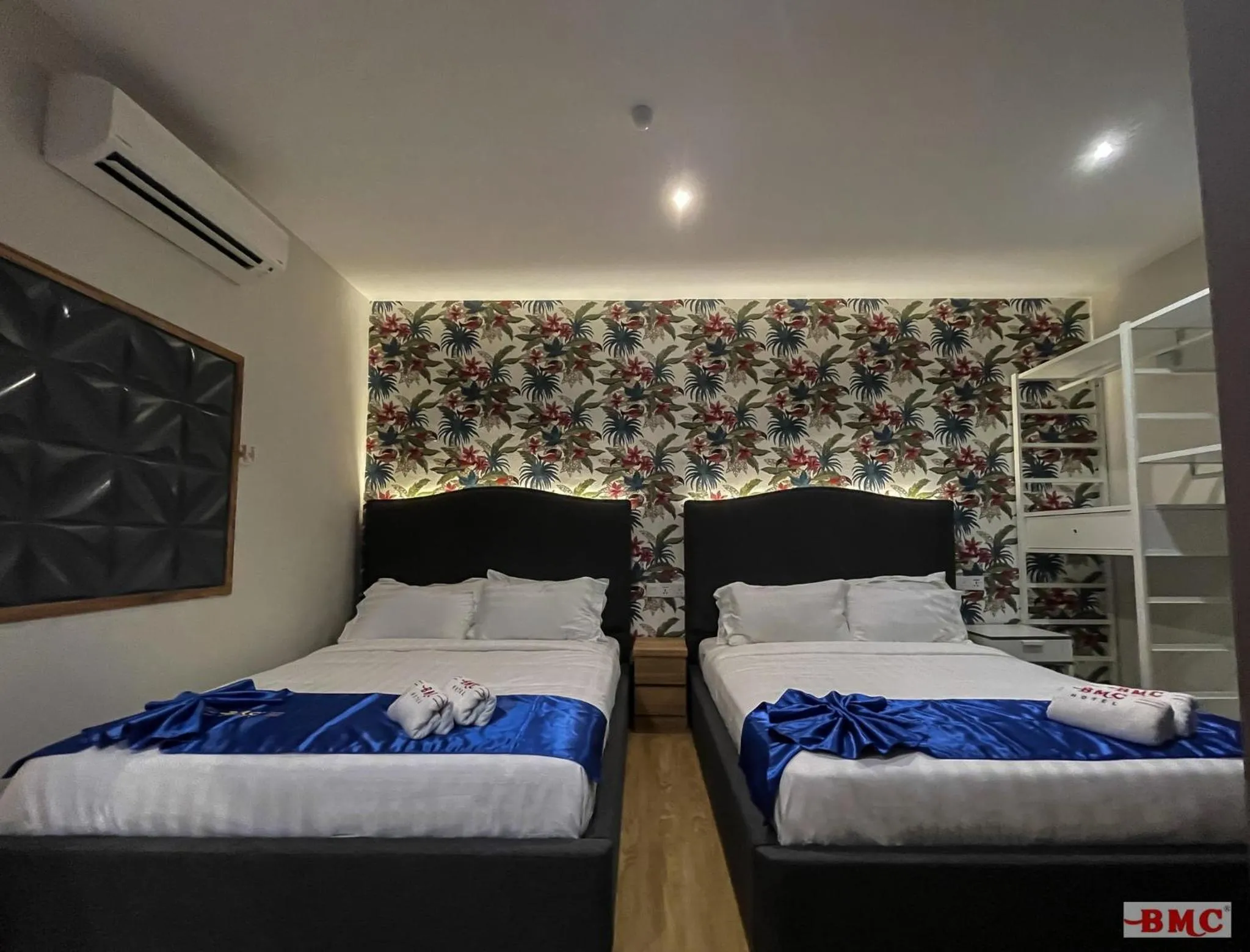 Bedroom in BMC Hotel