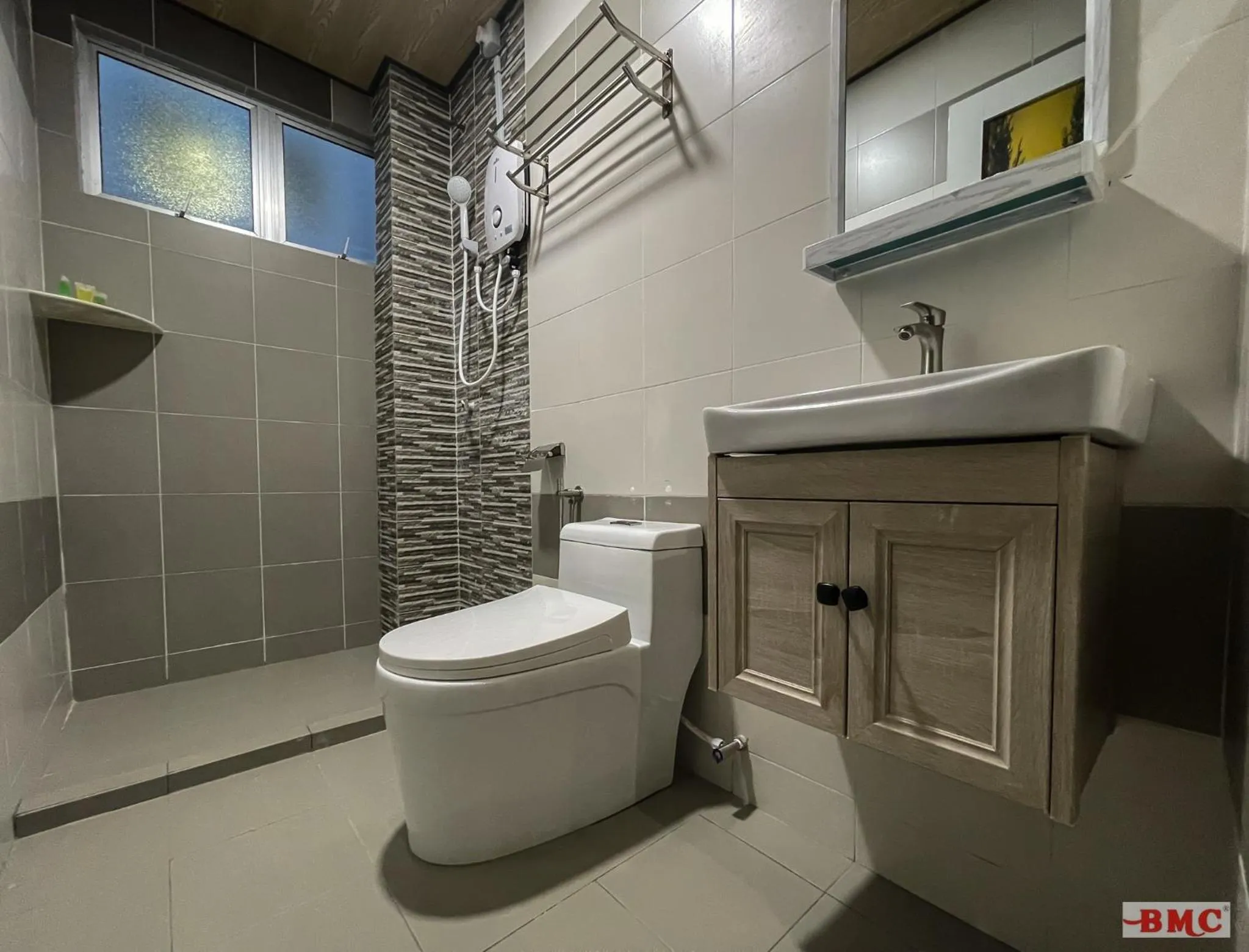 Bathroom in BMC Hotel