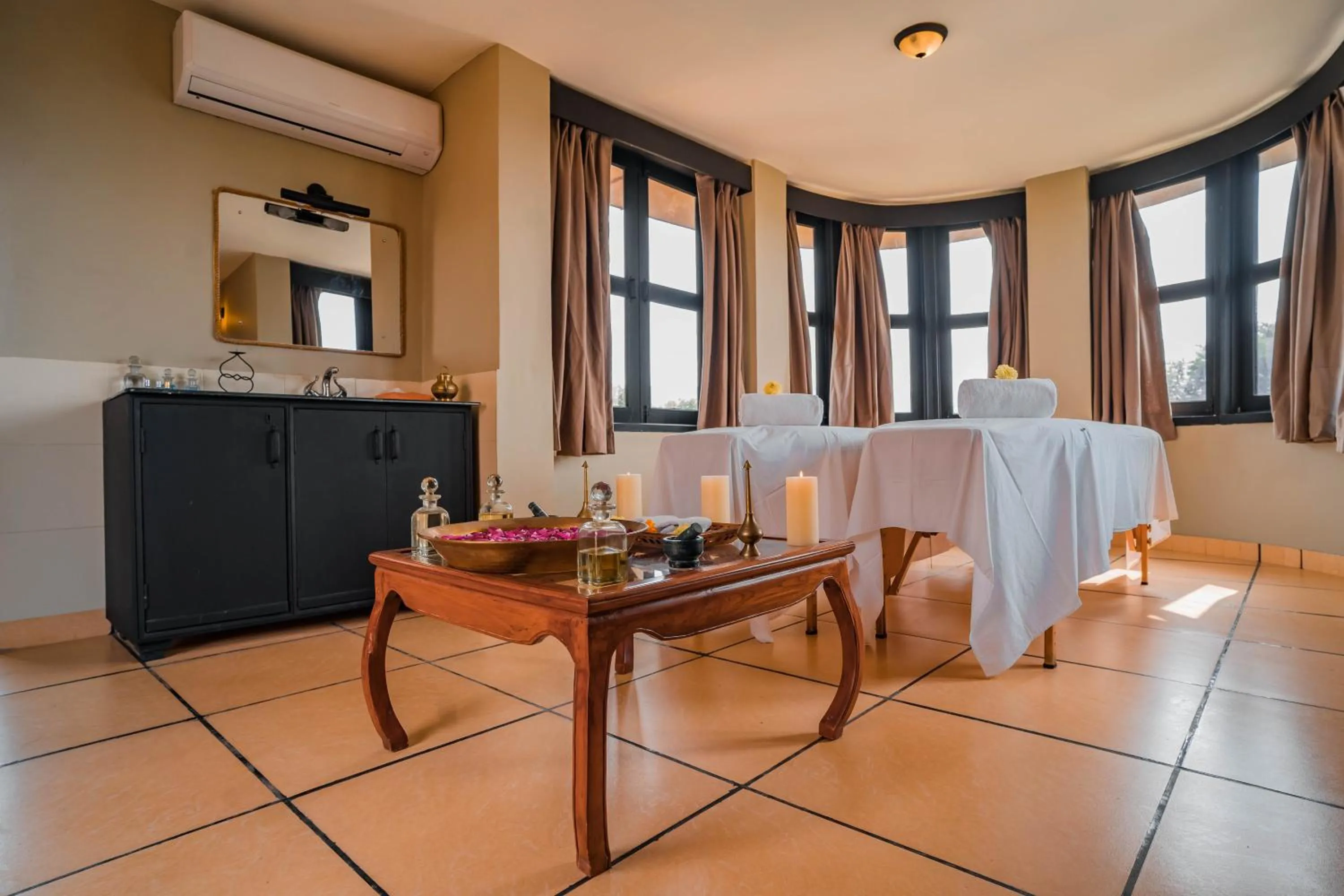 Clarks Safari Pushkar