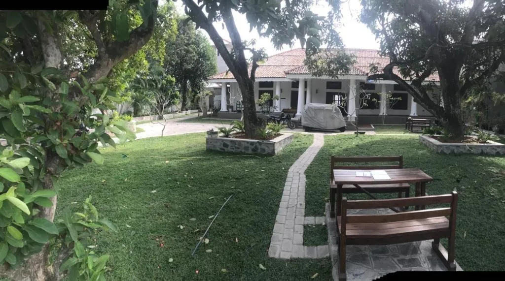 Pinipahana Walauwa Resort & villa