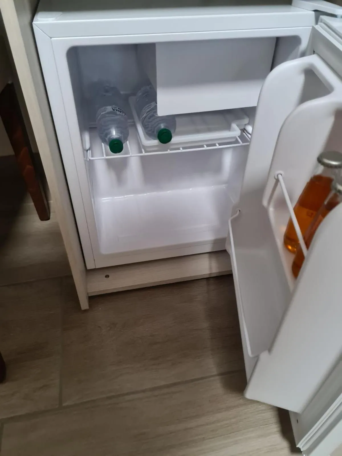 Drinks in Mini B&B - Enrico Fermi