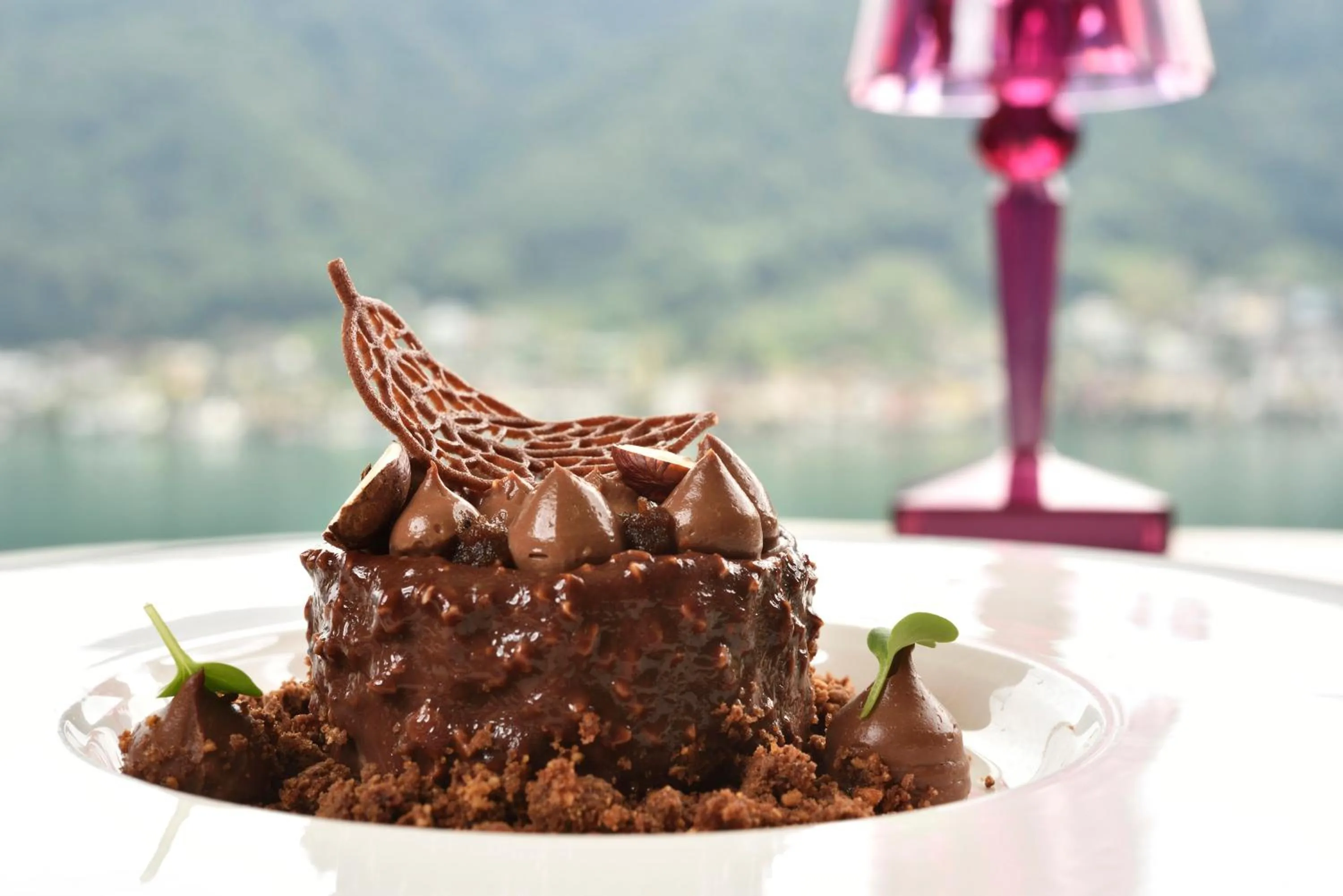 Restaurant/places to eat in Swiss Diamond Hotel & Spa