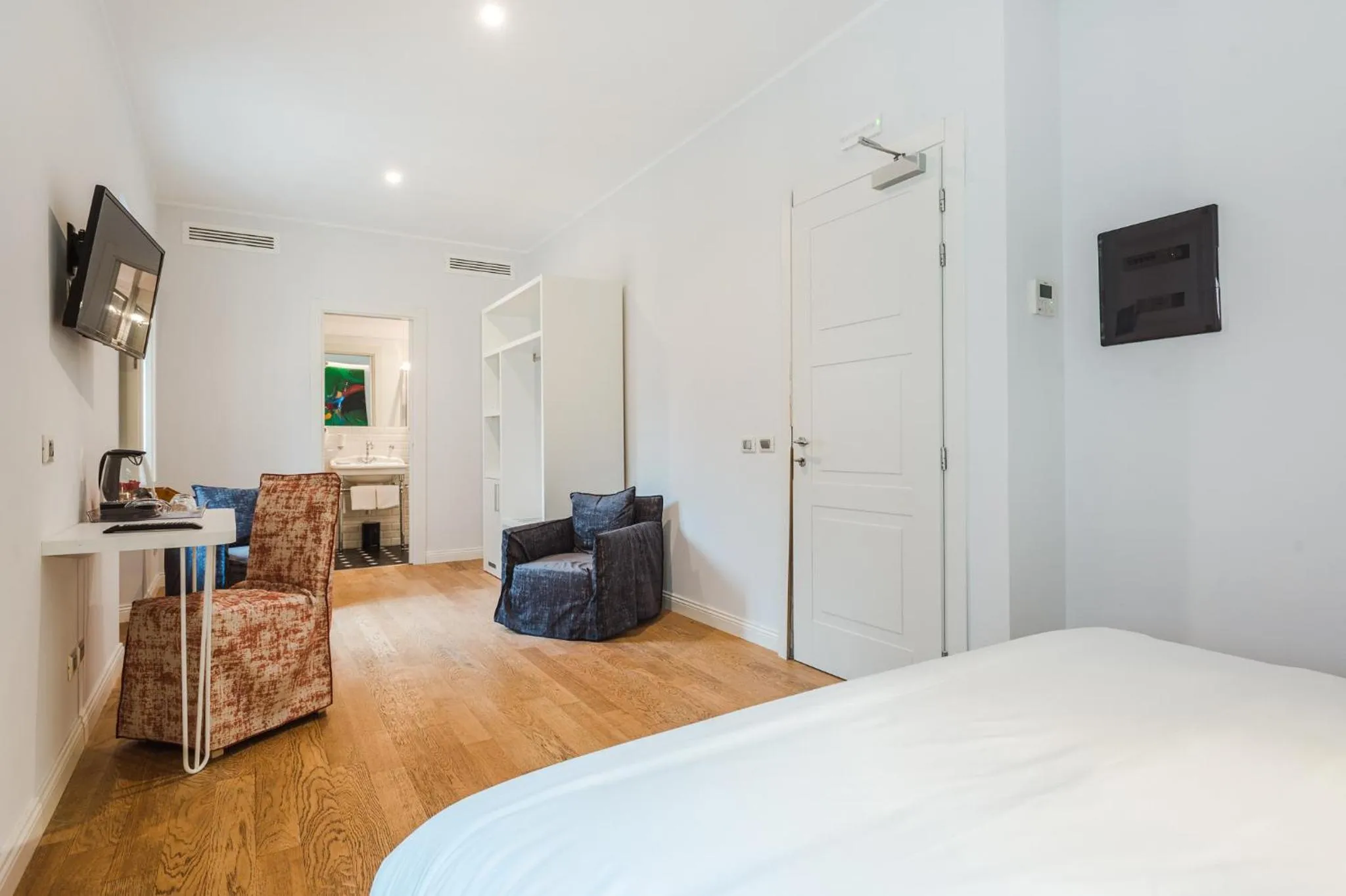 Photo of the whole room, Bed in Nikis Collection Trastevere