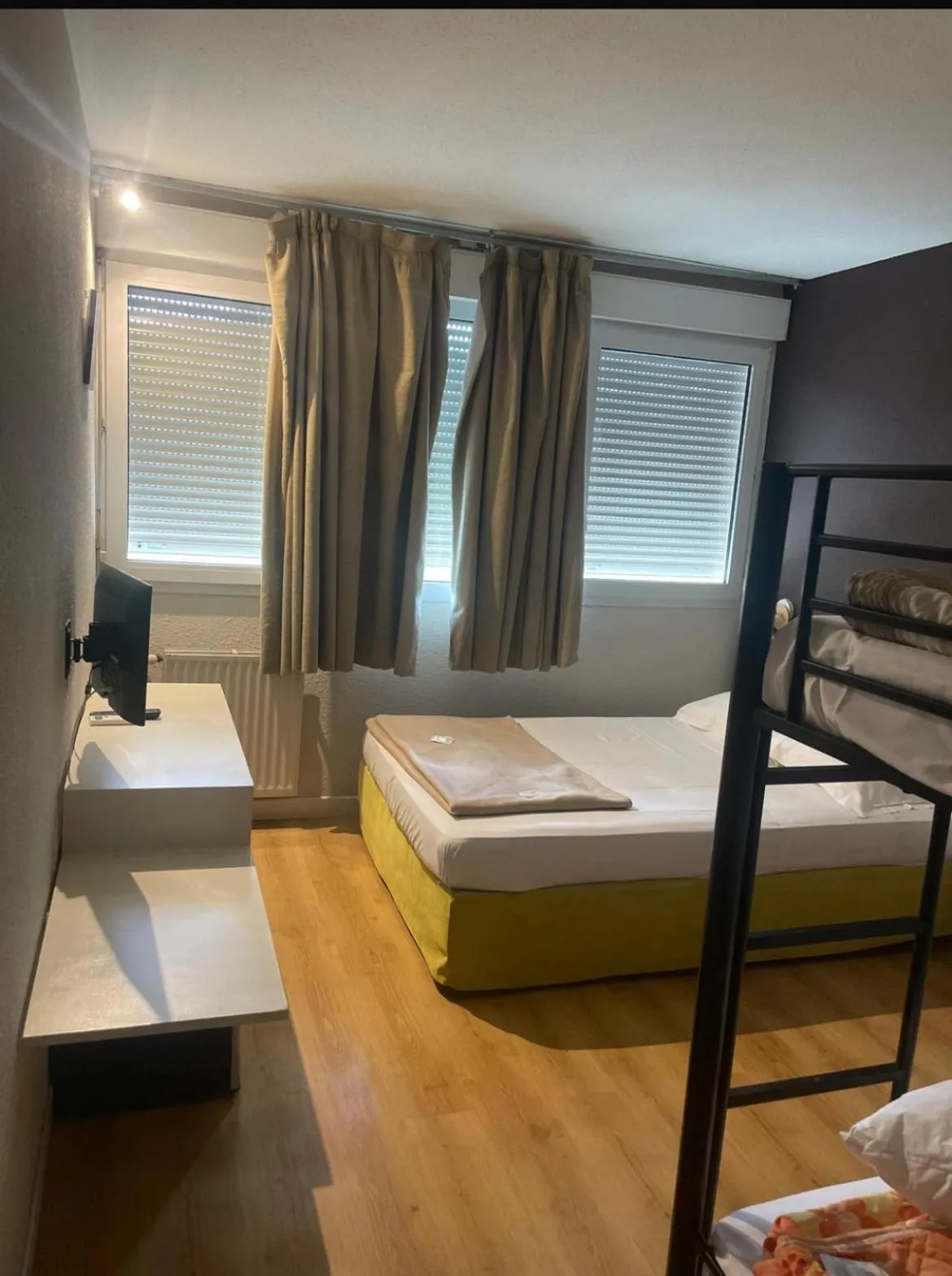 bunk bed, Bed in Hotel Le Lagon