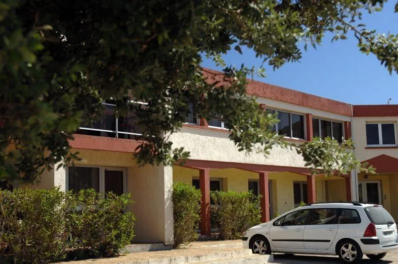 Facade/entrance in Hotel Le Lagon