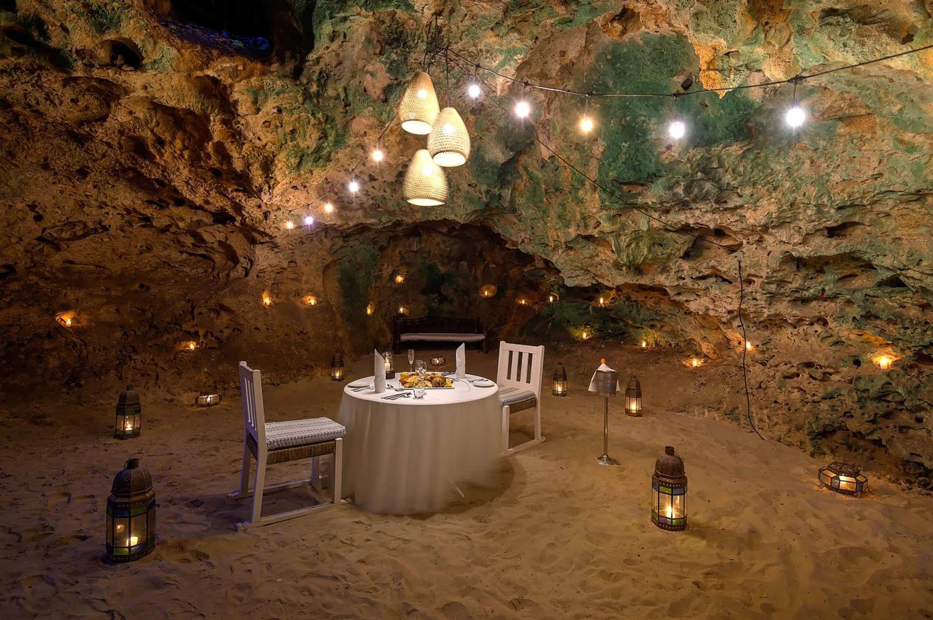 Night in Diamonds Leisure Beach & Golf Resort