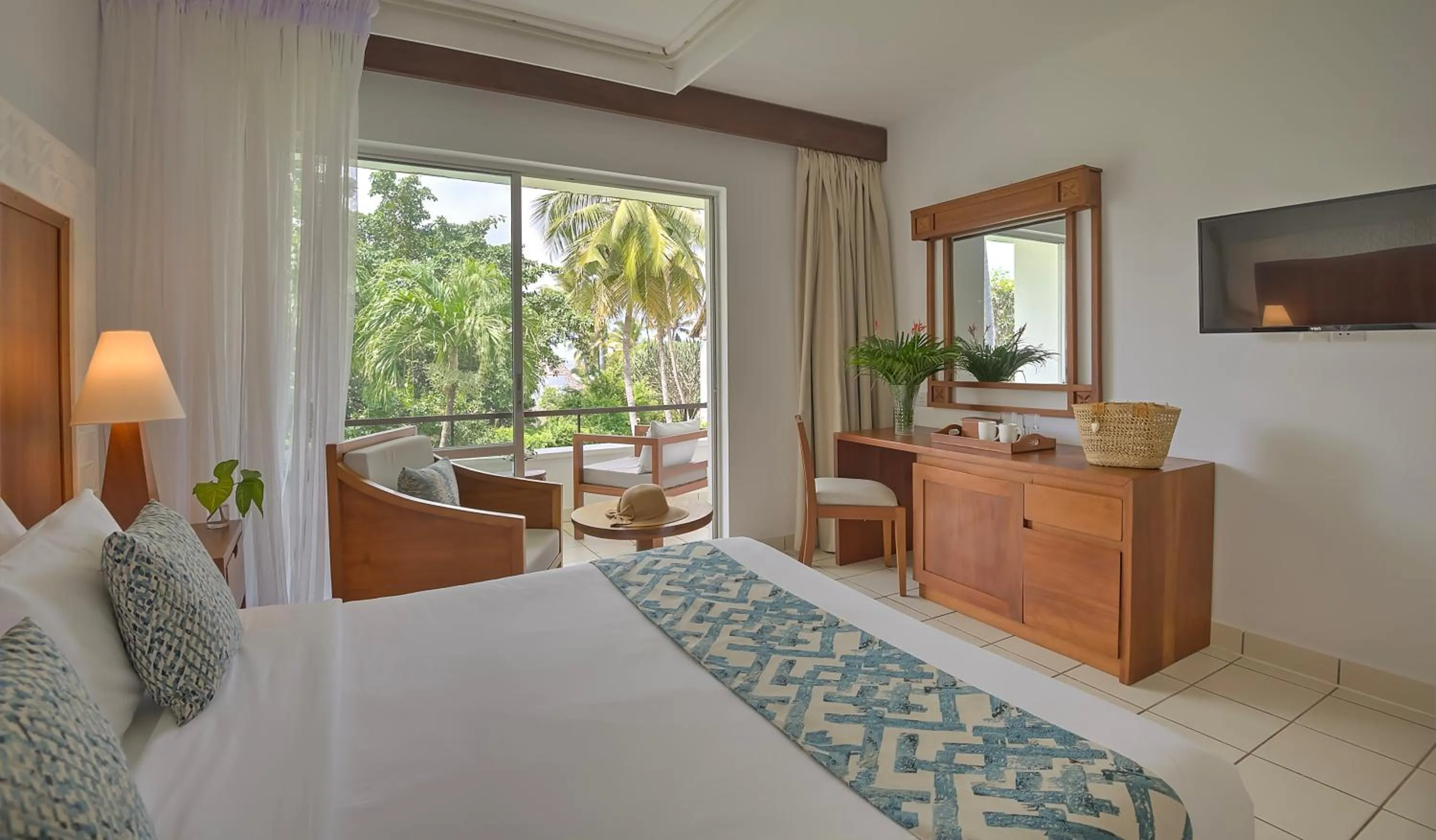 Bedroom, Bed in Diamonds Leisure Beach & Golf Resort