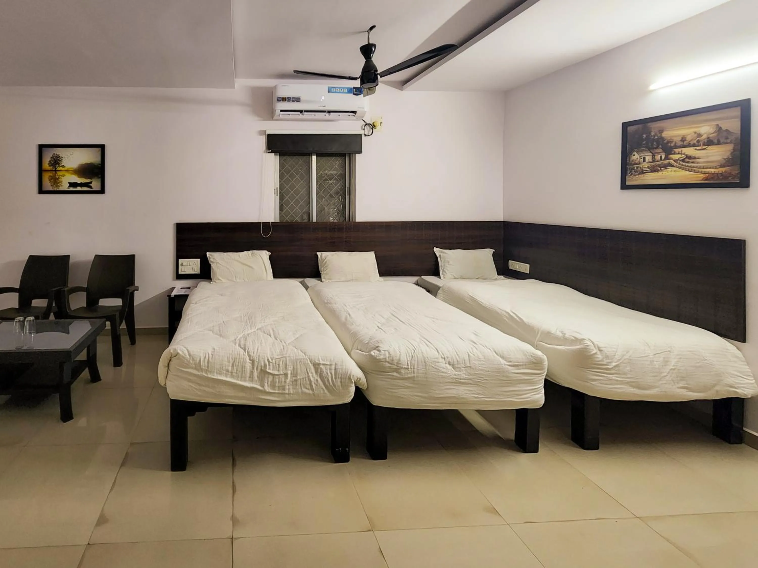 Bed in Shivani Inn Hotel & Banquet